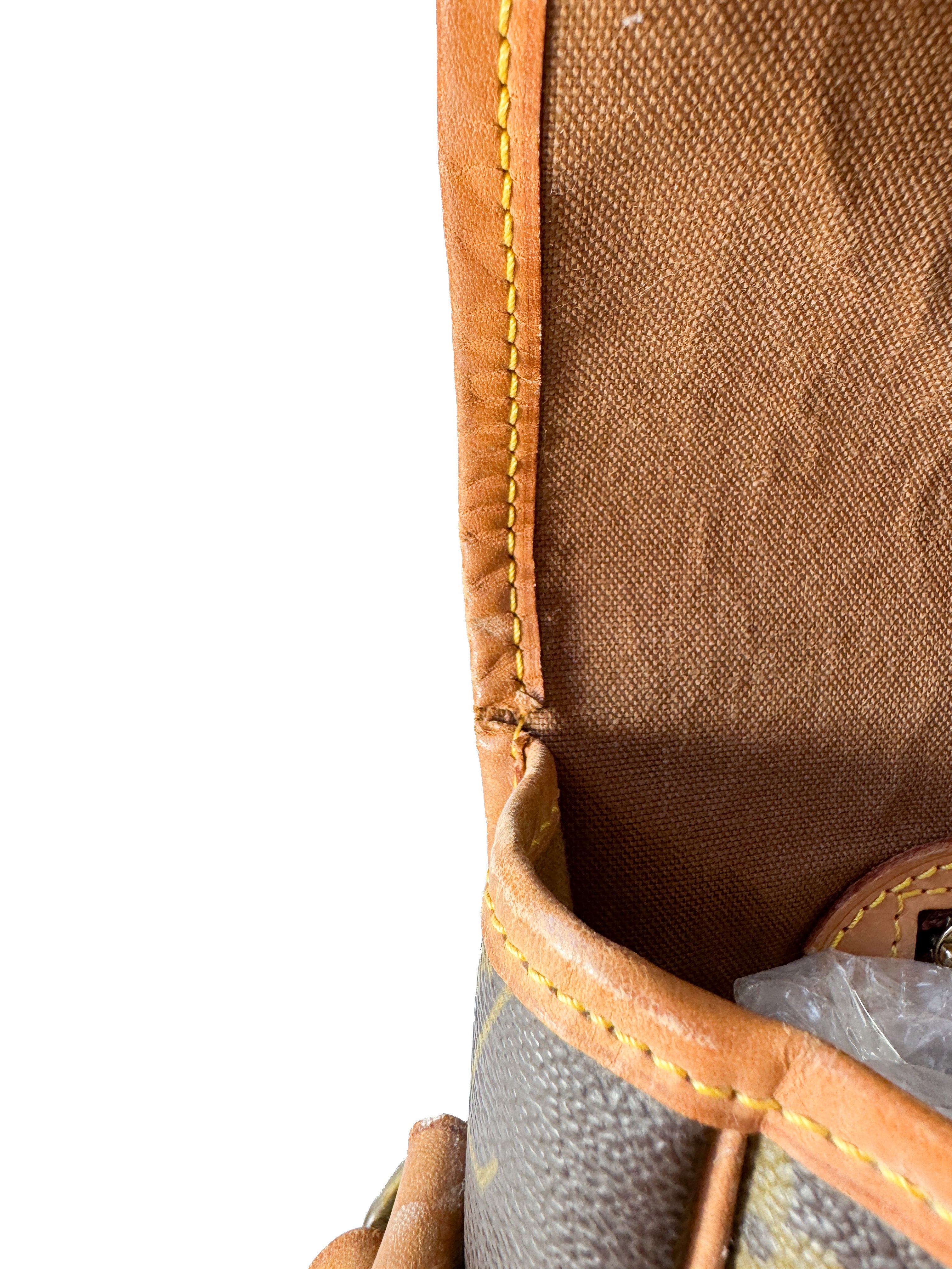 Louis Vuitton monogram Gibeciere MM crossbody AR0991