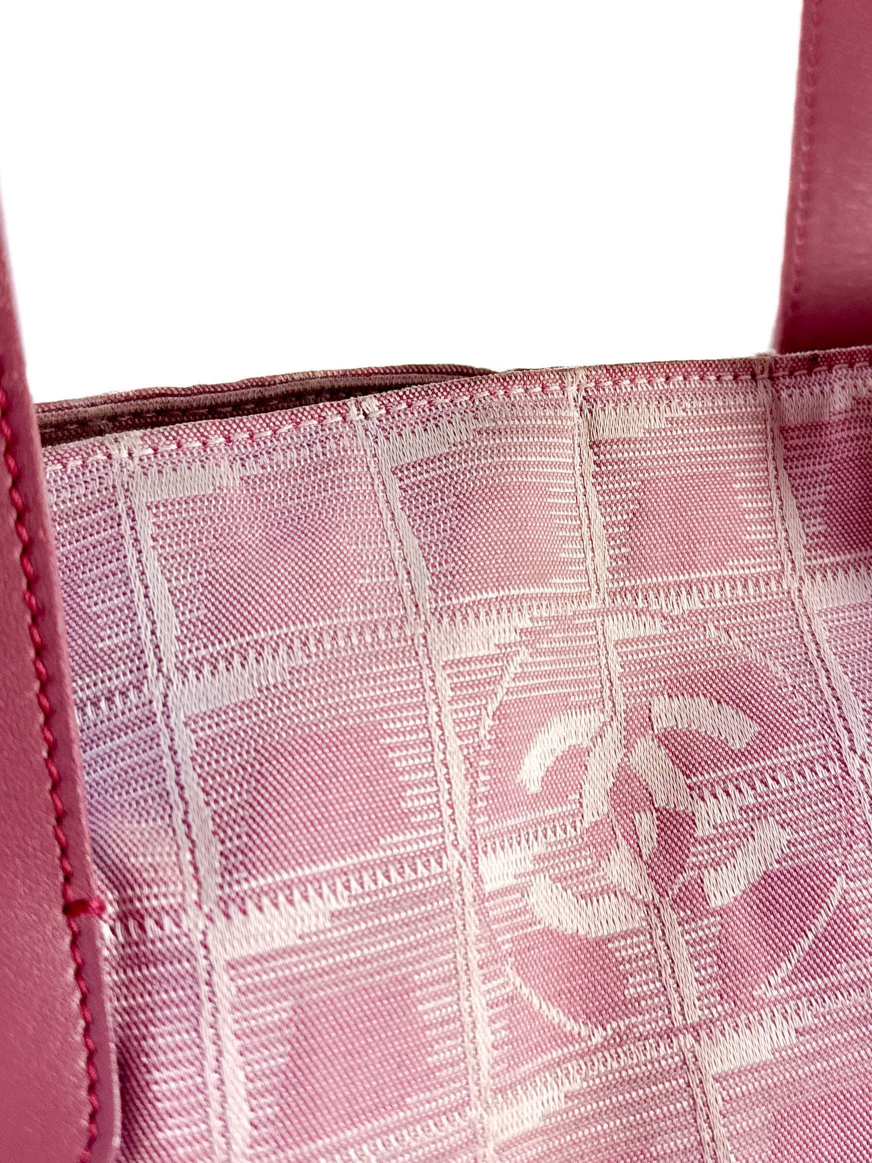 Chanel pink nylon travel line tote 6832897