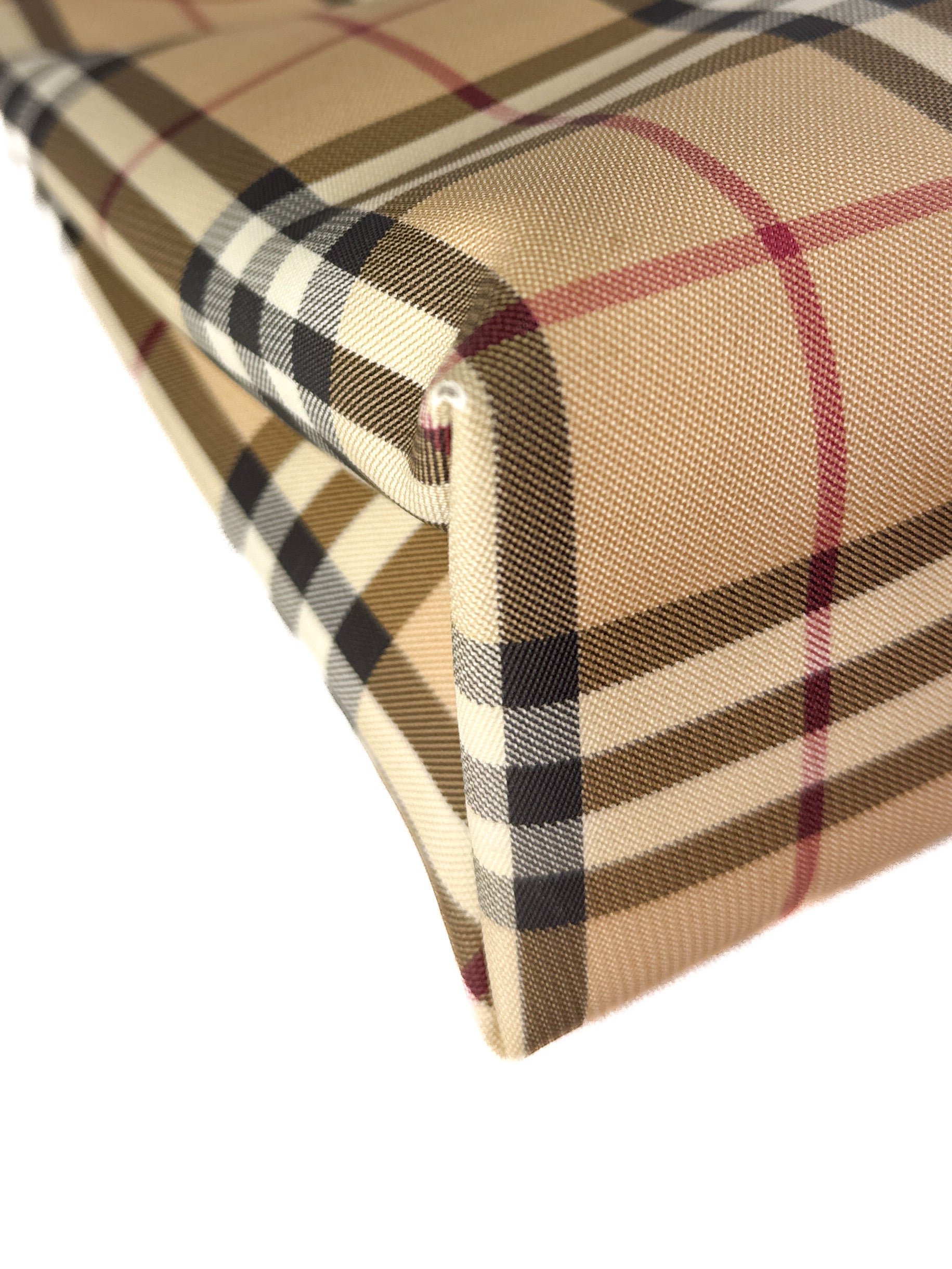 Burberry nova check coated tote T-02-01