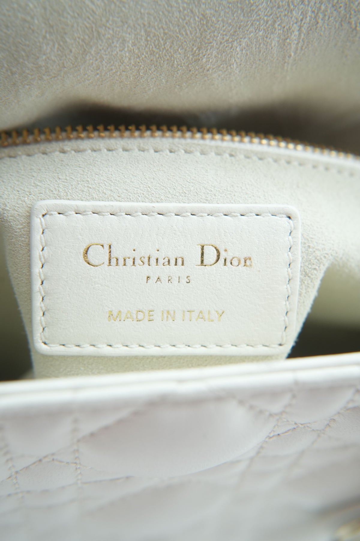 Dior off white Cannage Medium Lady Dior 0252