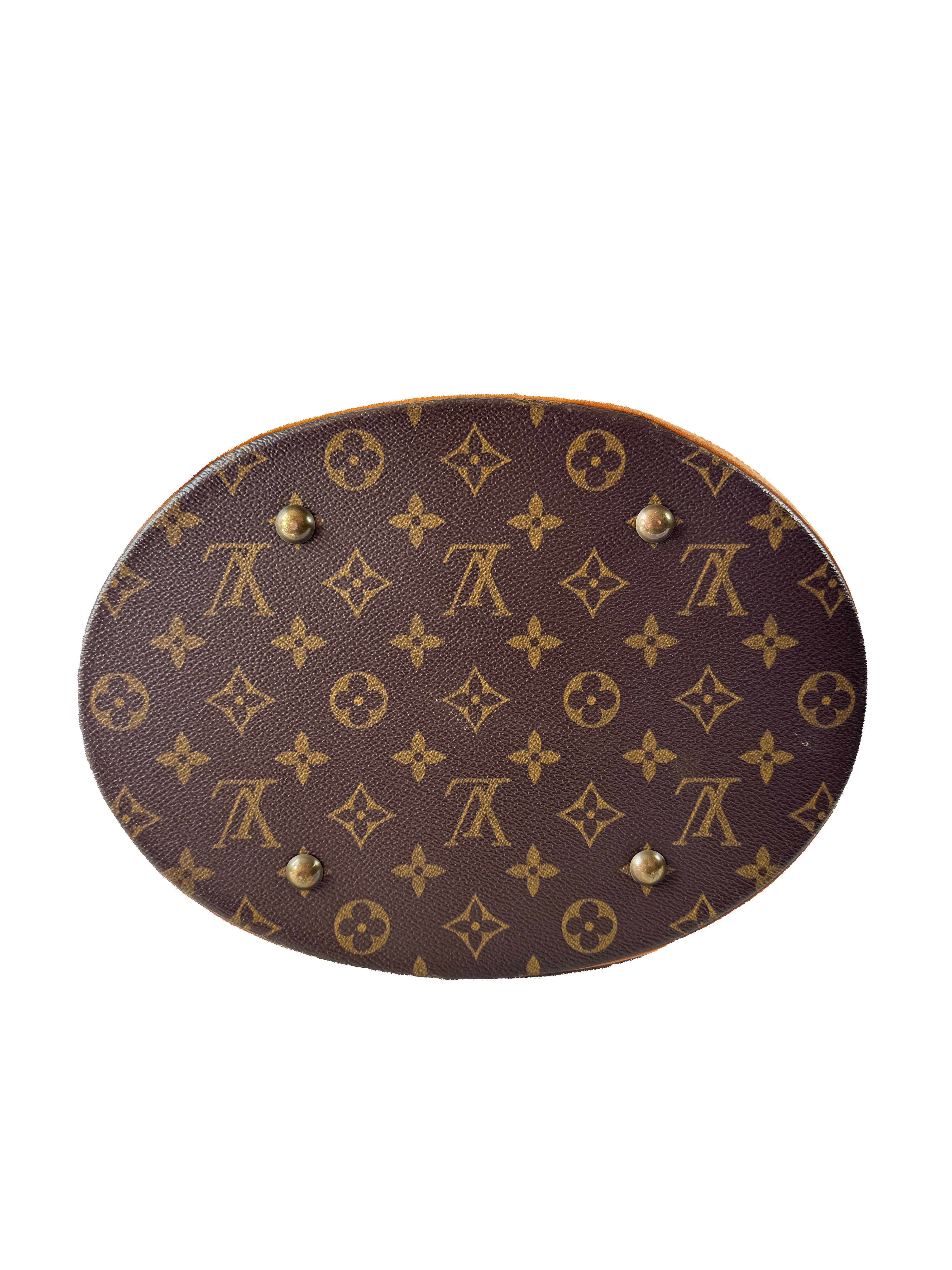 Louis Vuitton monogram bucket GM DK5101