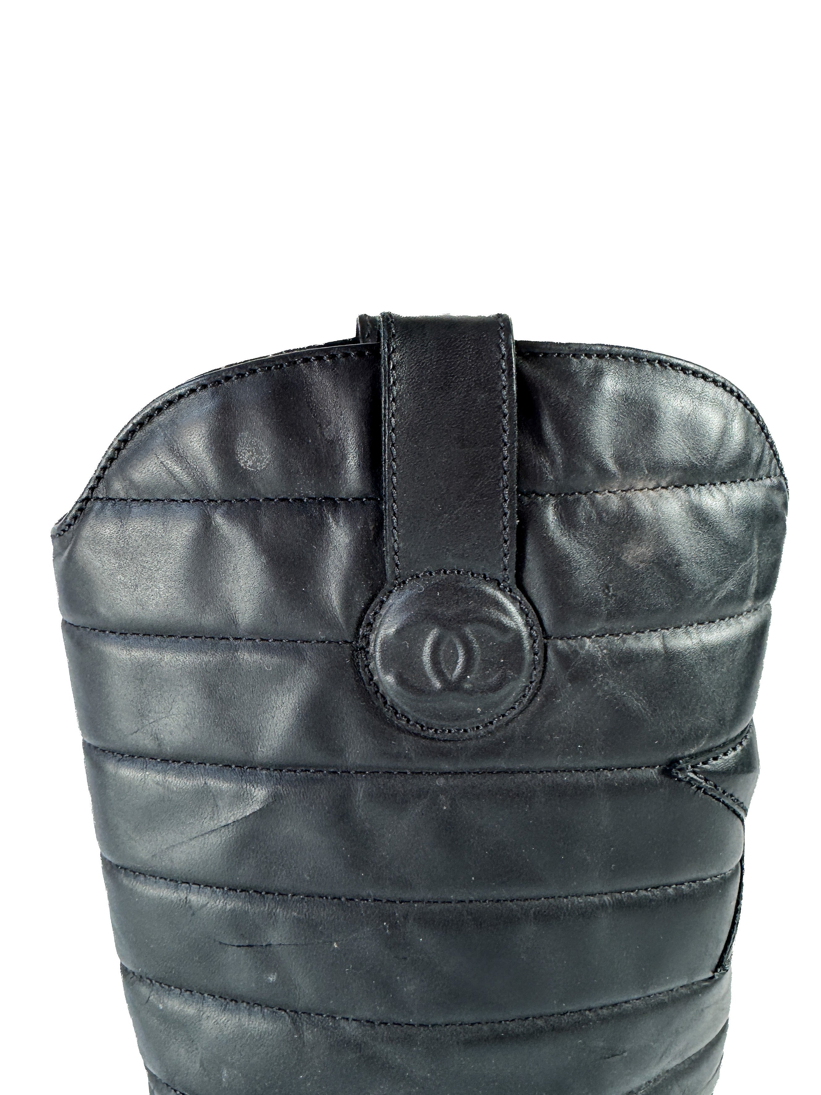 Chanel black Oily Calfskin Star Quilted Biker Boots 38.5 IG30209 *as is*