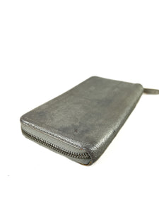 Louis Vuitton silver zippy Suhali wallet CA4087