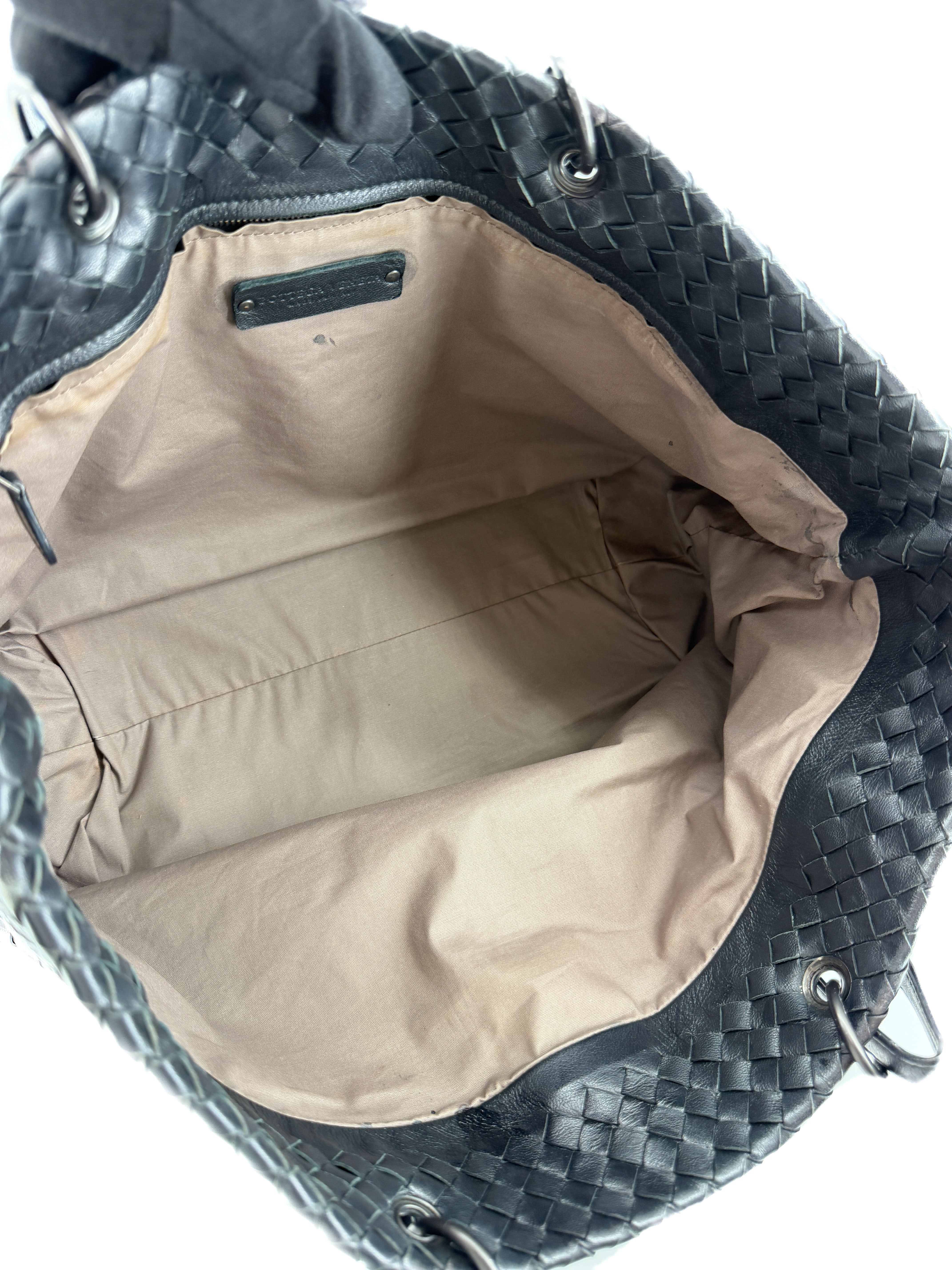 Bottega Veneta black Intrecciato Capri tote B04570259K