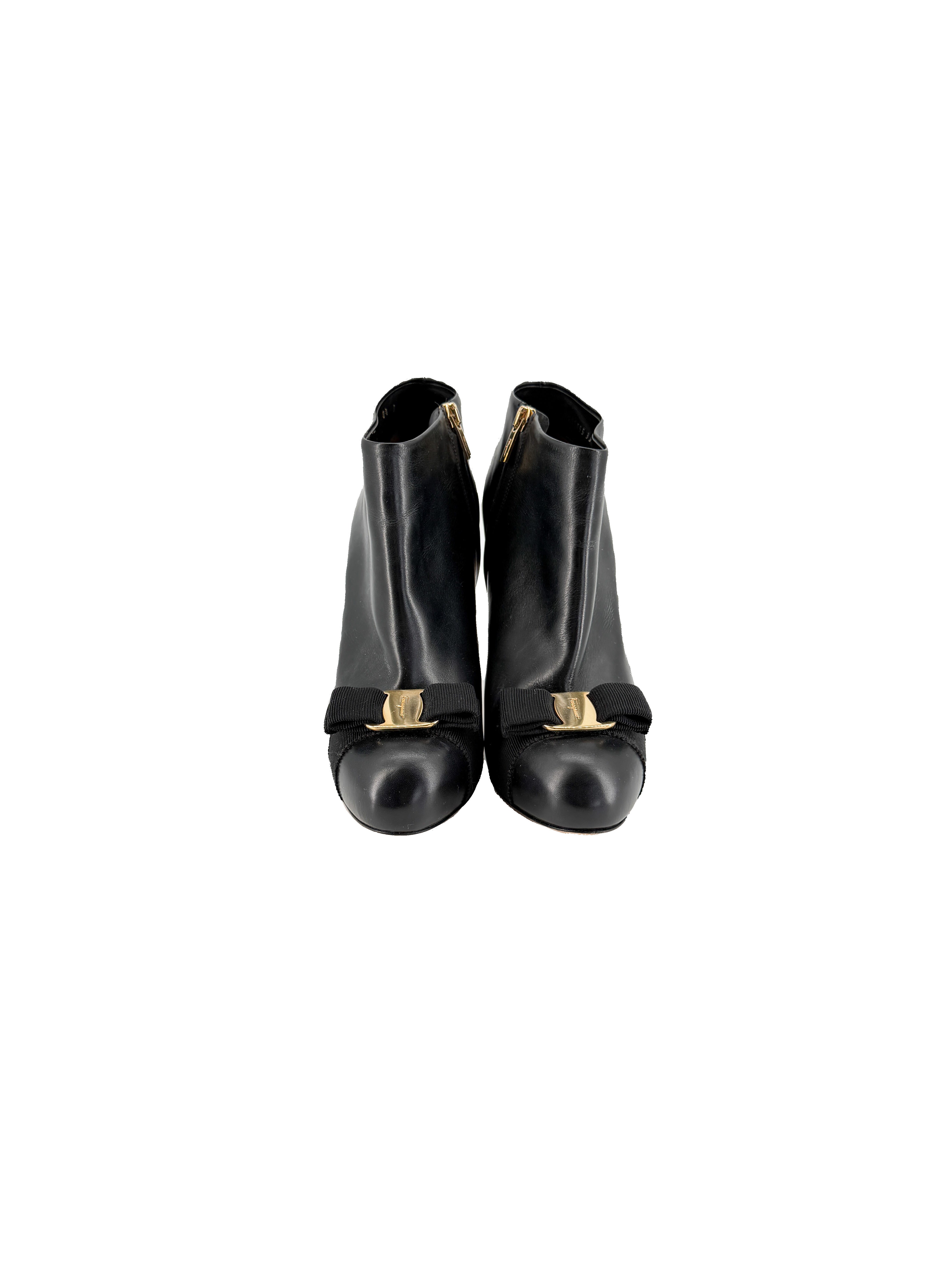 Salvatore Ferragamo black Vara bow booties size 8.5