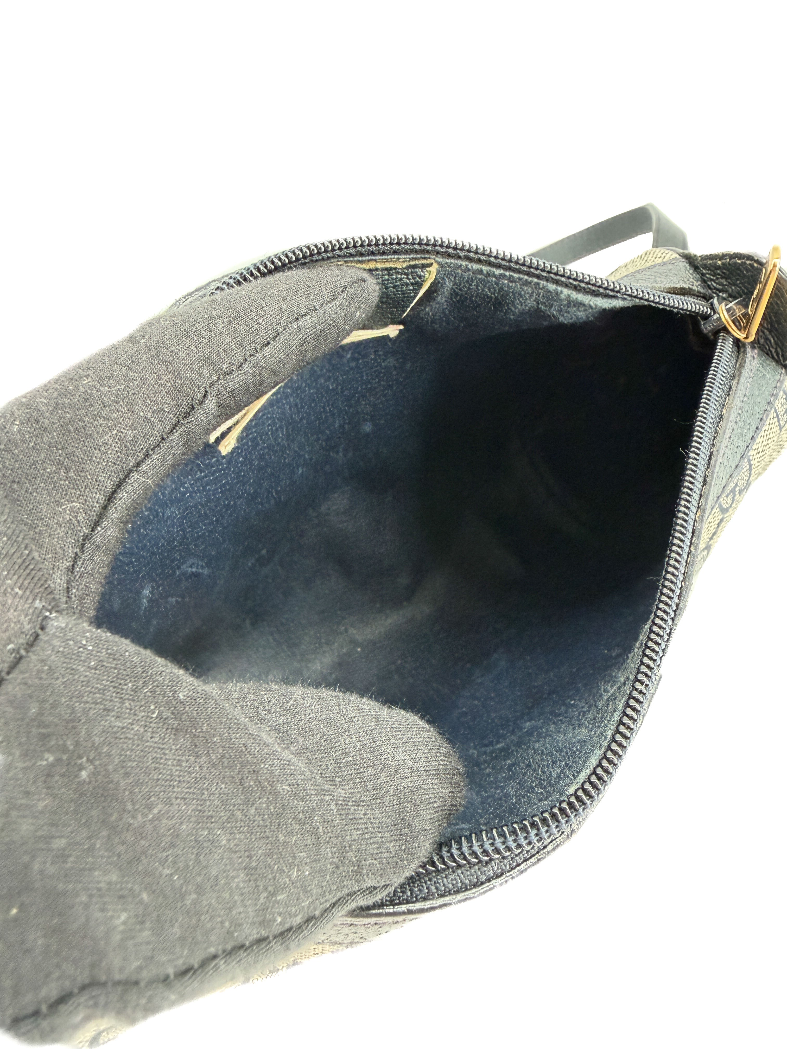 Gucci navy Sherry line crossbody 89-02-018