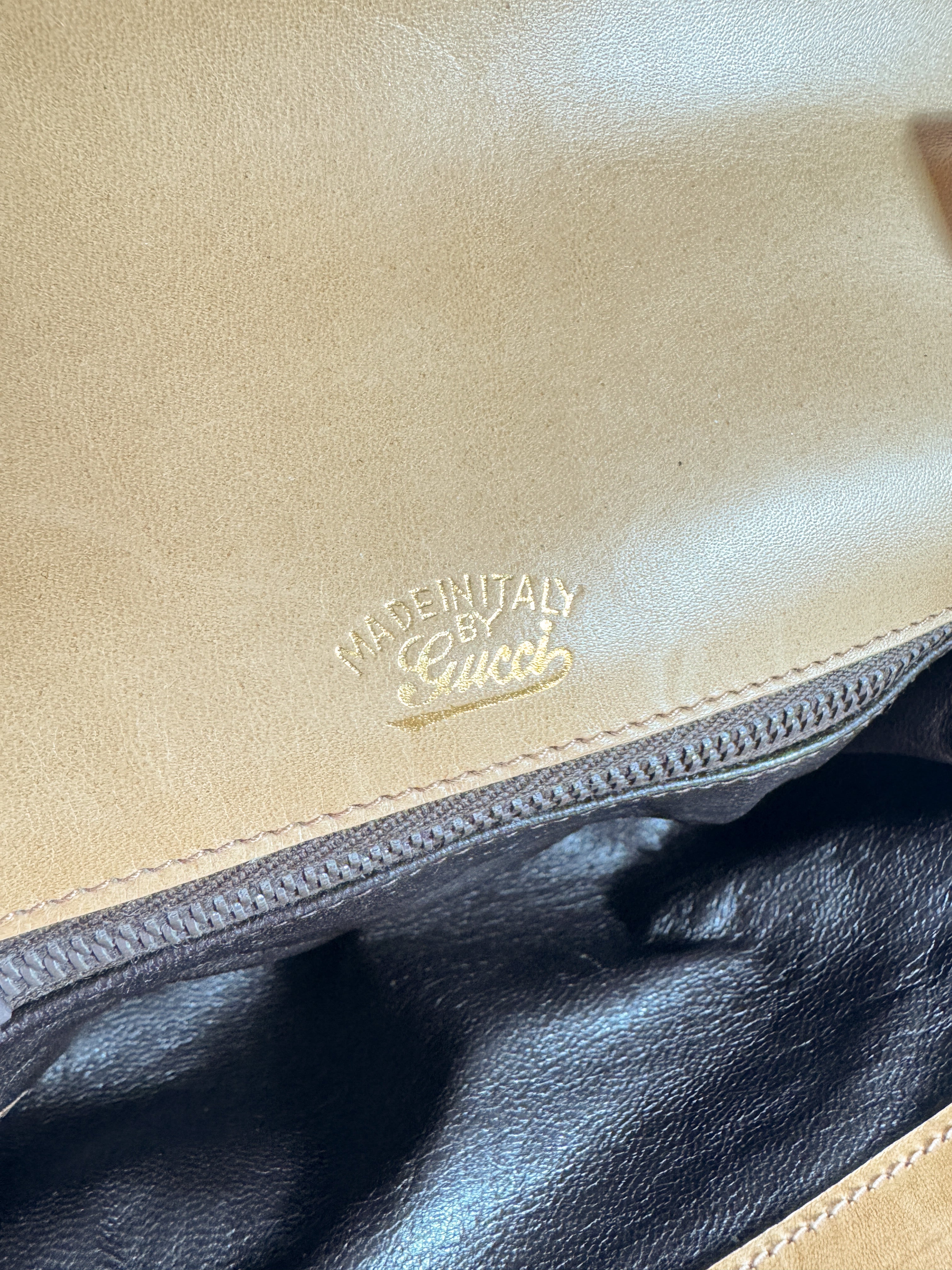 Gucci light tan leather vintage crossbody