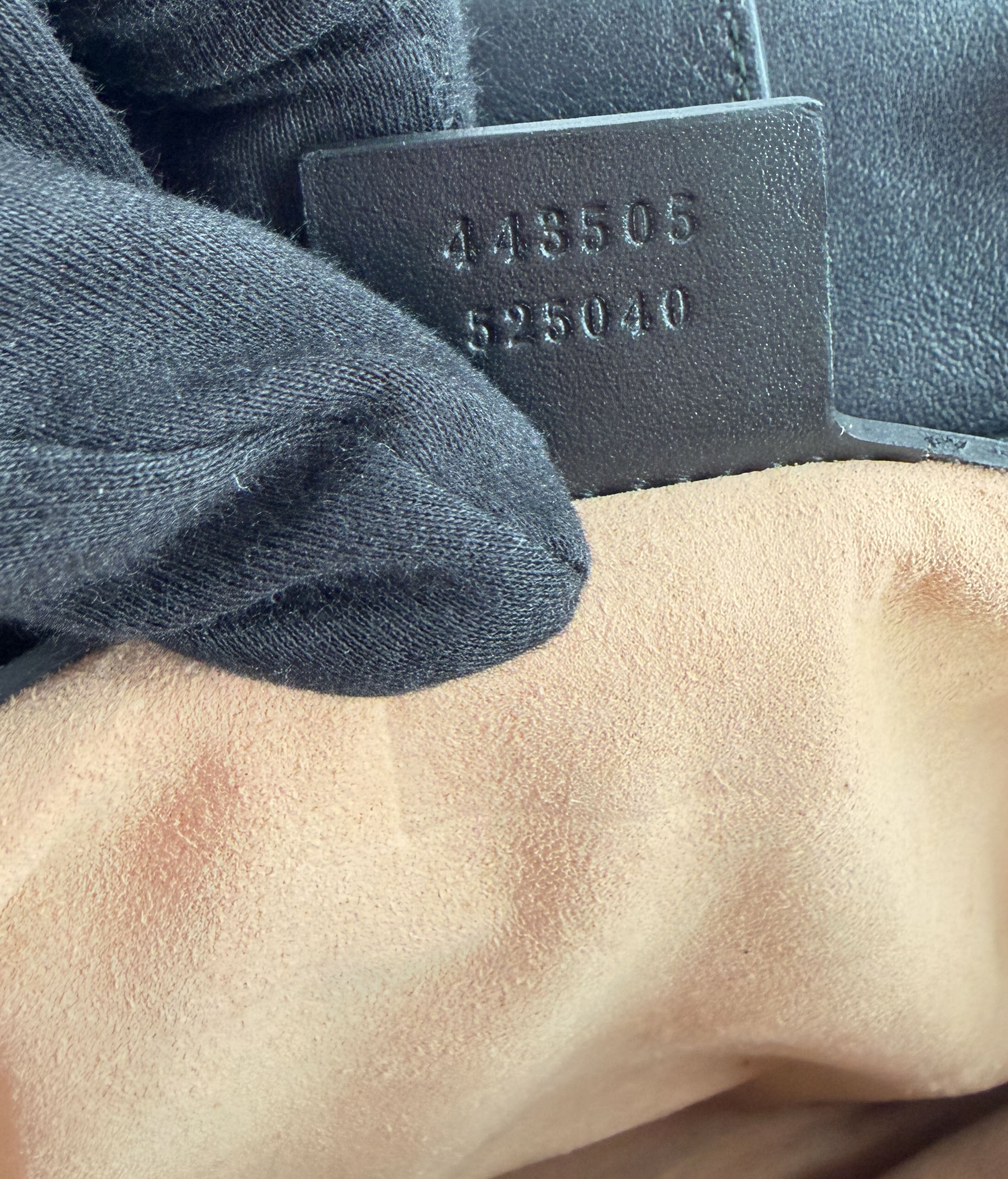 Gucci GG Marmont Tote Matelasse Leather Medium black 525040