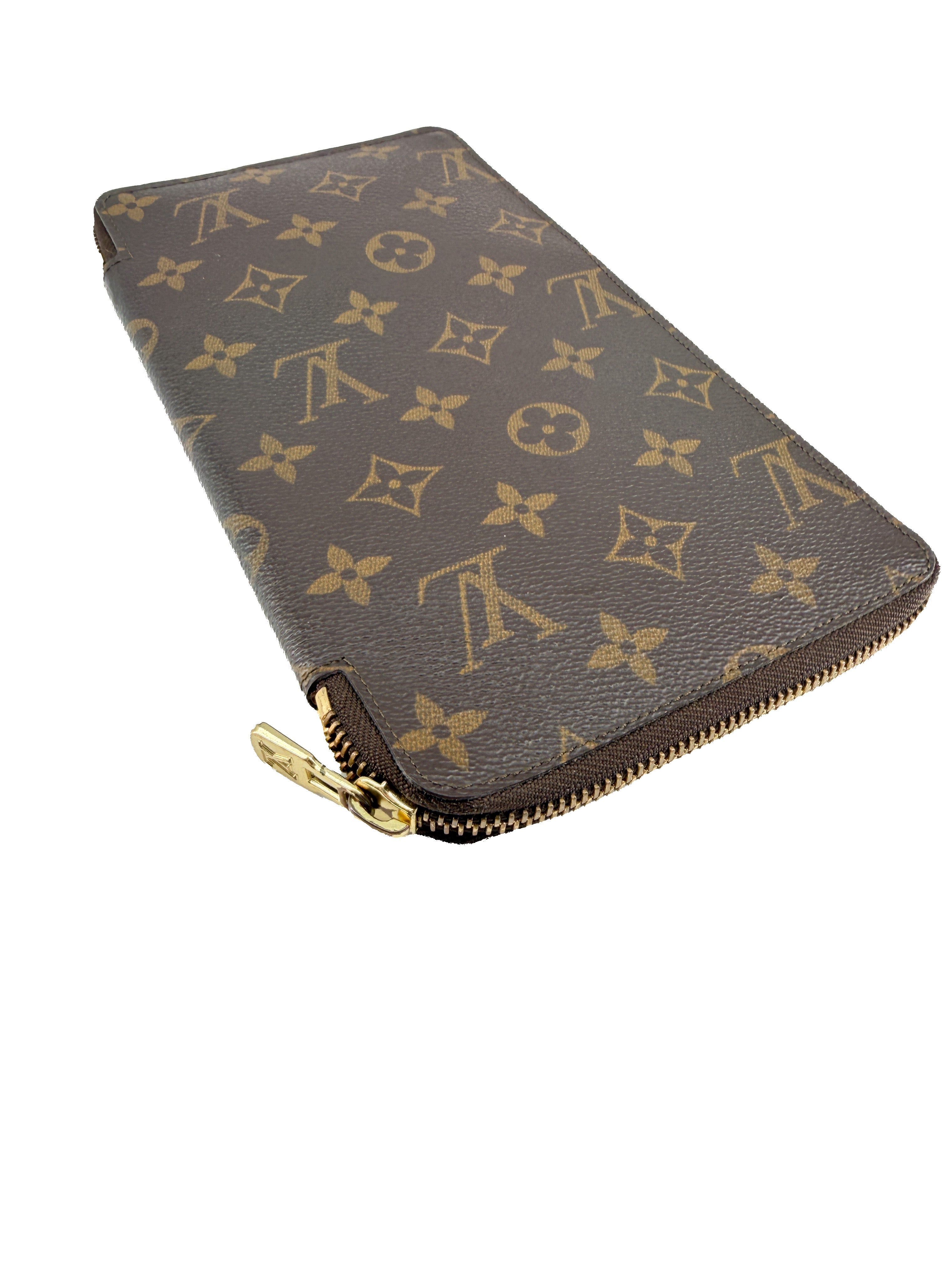 Louis Vuitton monogram organizer wallet MI0972
