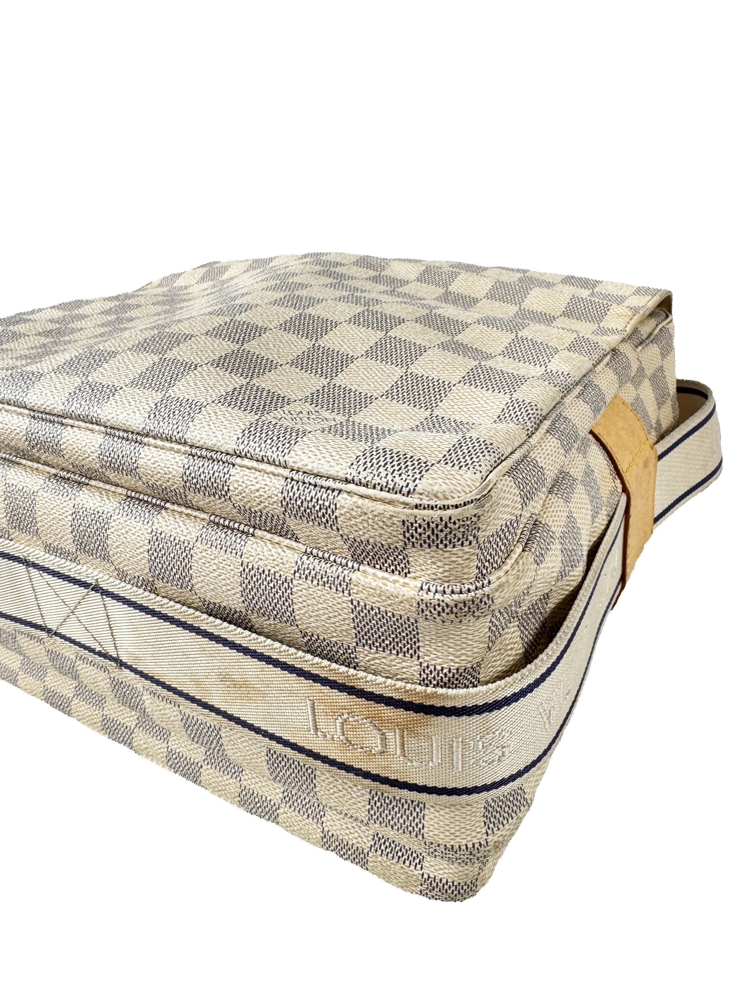 Louis Vuitton damier azur naviglio SR1057