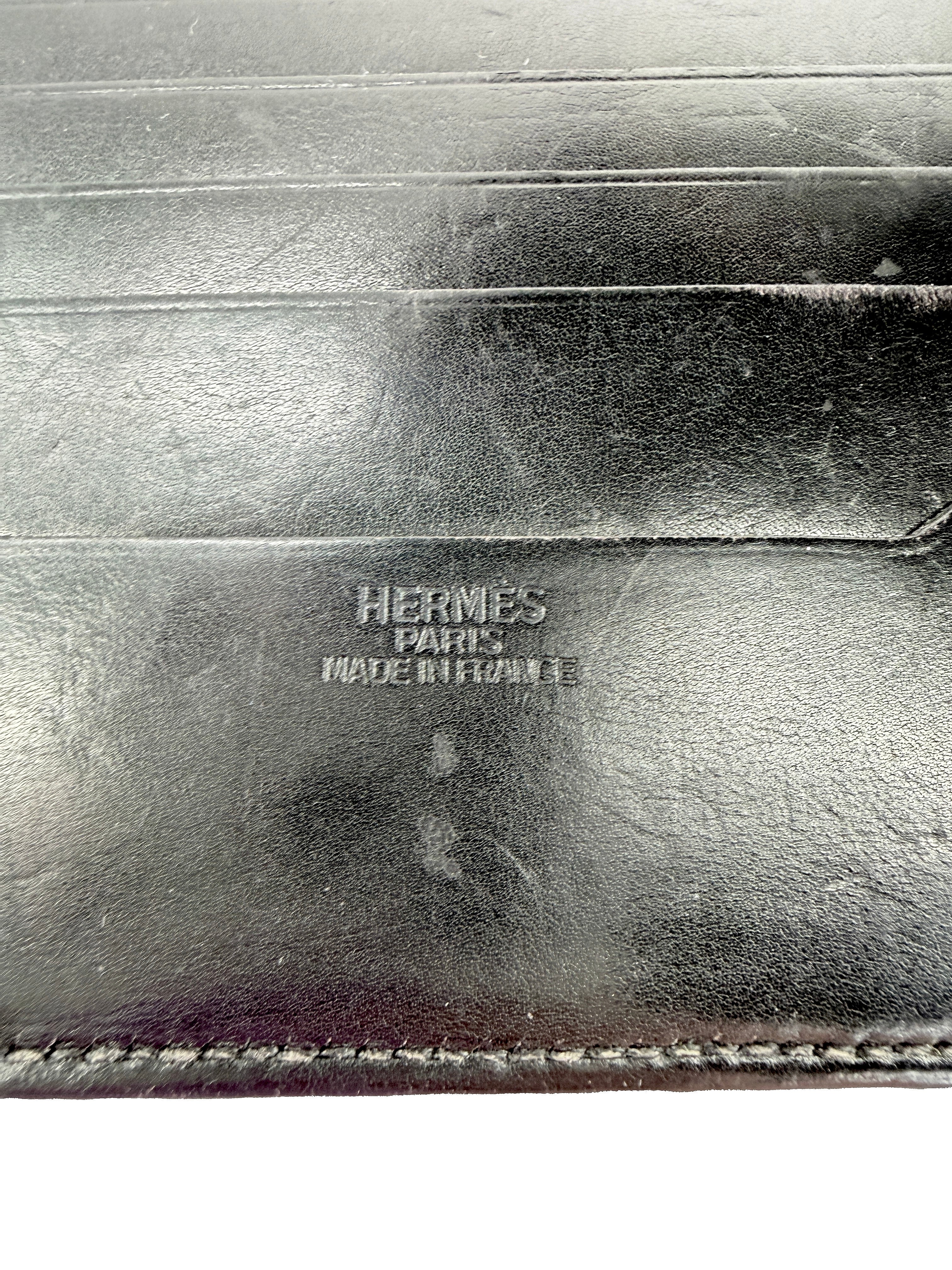 Hermès black leather bifold wallet square E