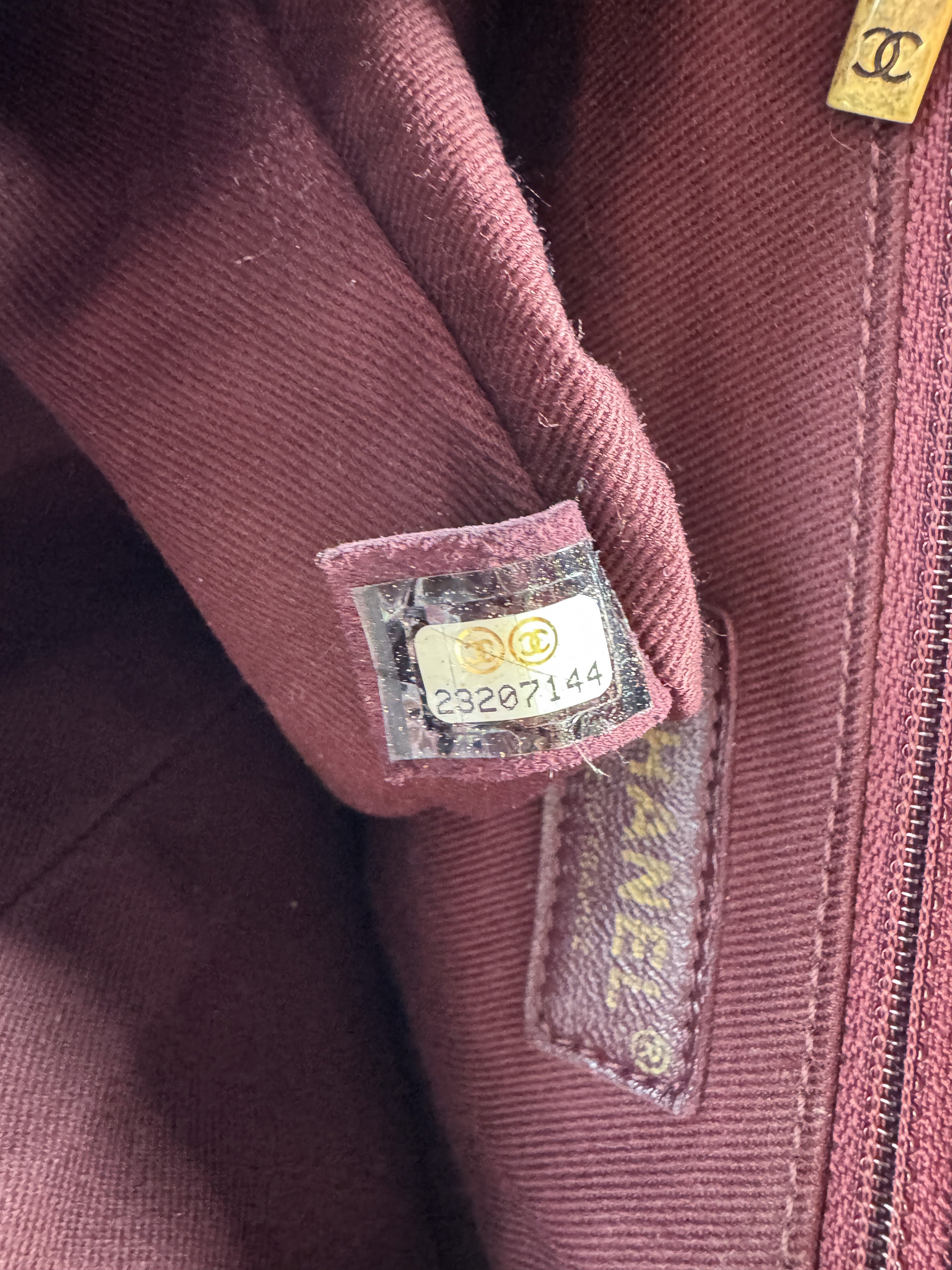 Chanel black/burgundy leather medium Castle Rock flap bag 23207144