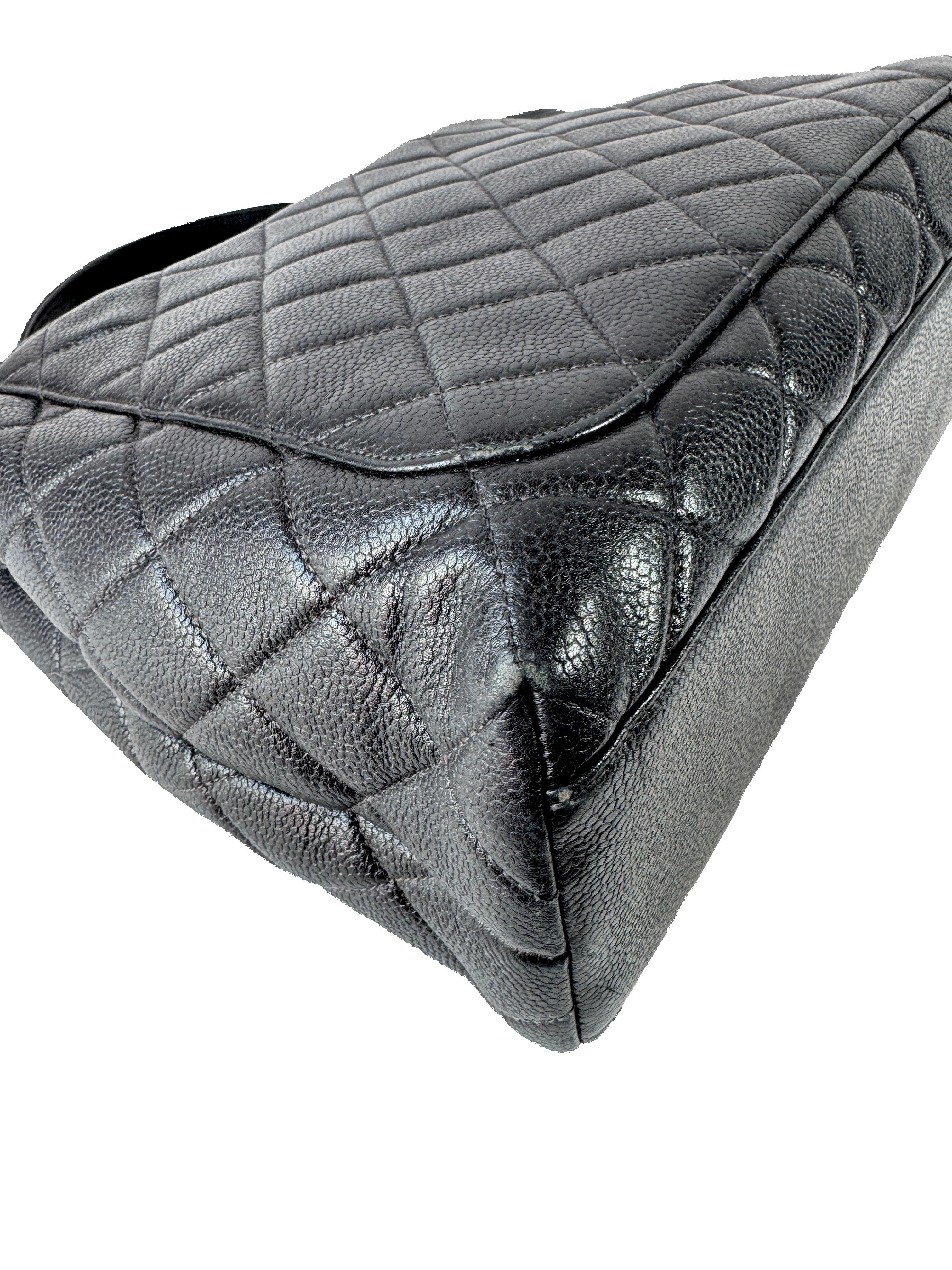 Chanel Caviar Quilted Jumbo Kelly Flap Black  4367160
