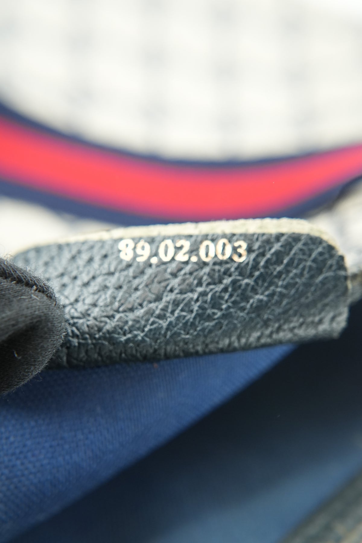 Gucci navy monogram vintage GG tote 89.02.003