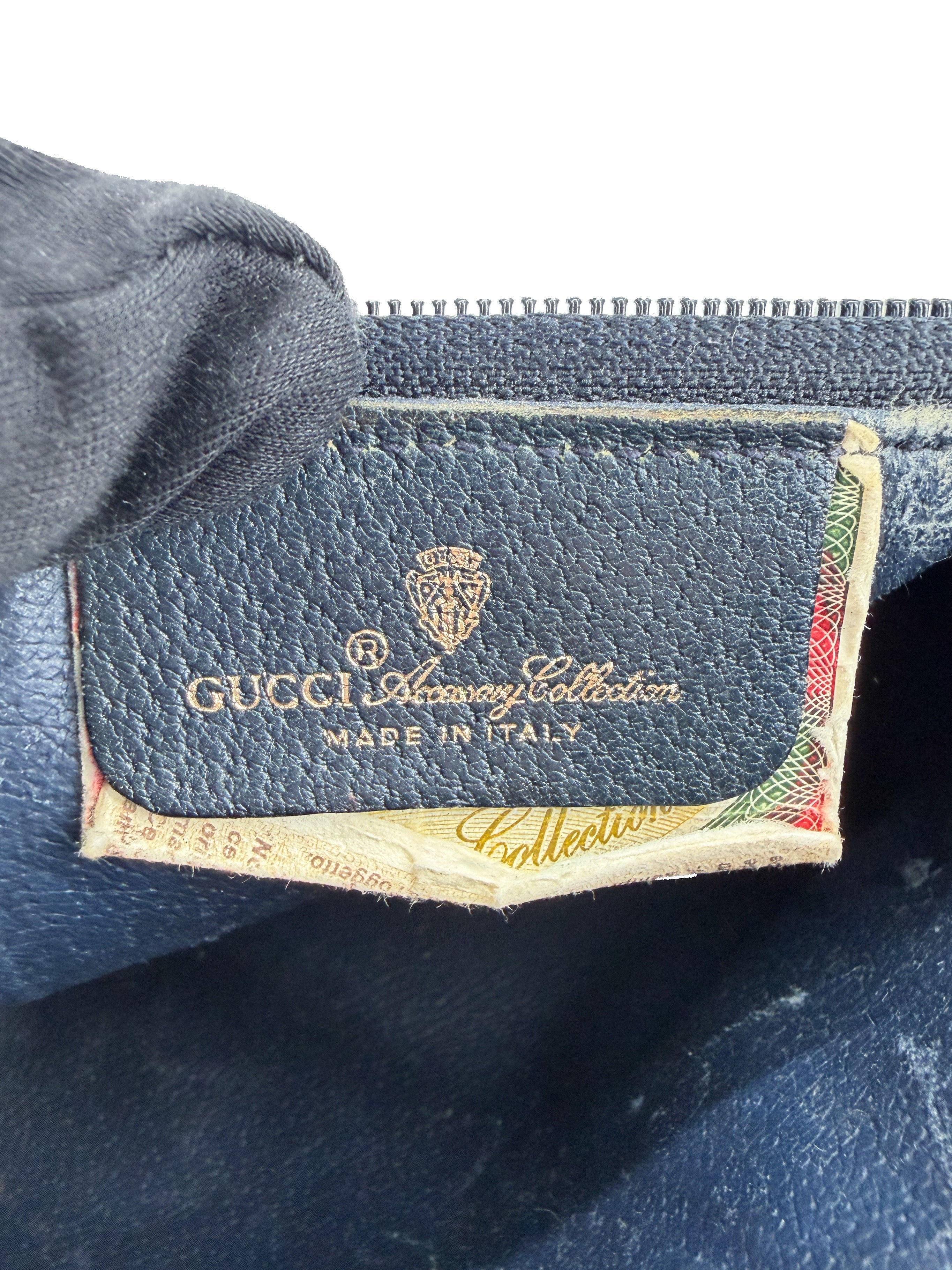 Gucci navy vintage sherry line crossbody 89-02-018