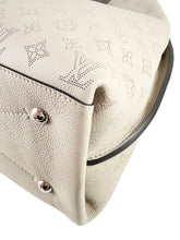 Louis Vuitton Carmel mahina leather shoulder bag NFC