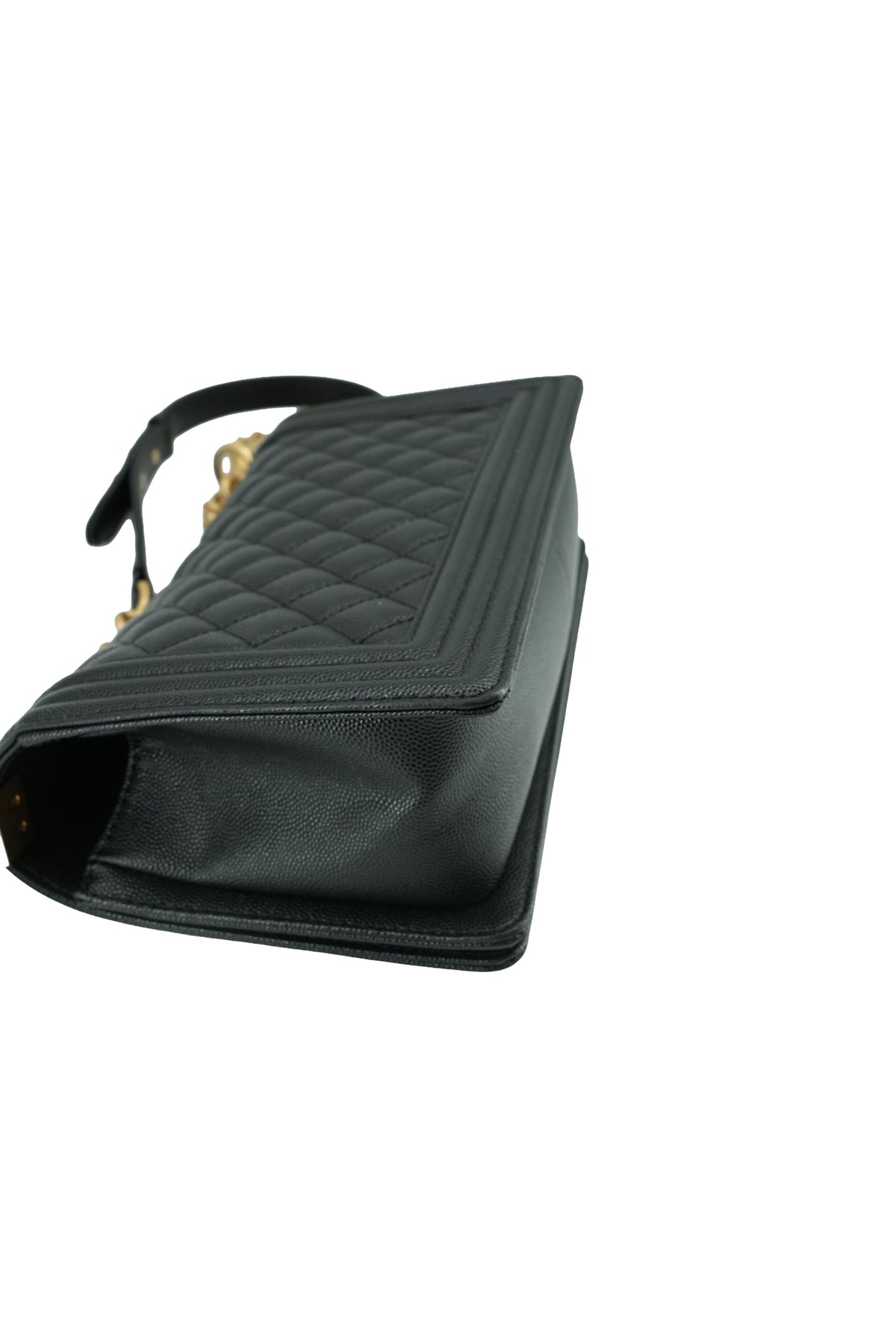 Chanel black caviar Boy bag GPU8KPG9