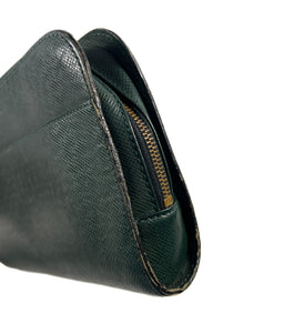 Louis Vuitton green Baikal Taiga leather wristlet/clutch 1997