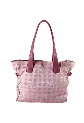 Chanel pink nylon travel line tote 6832897
