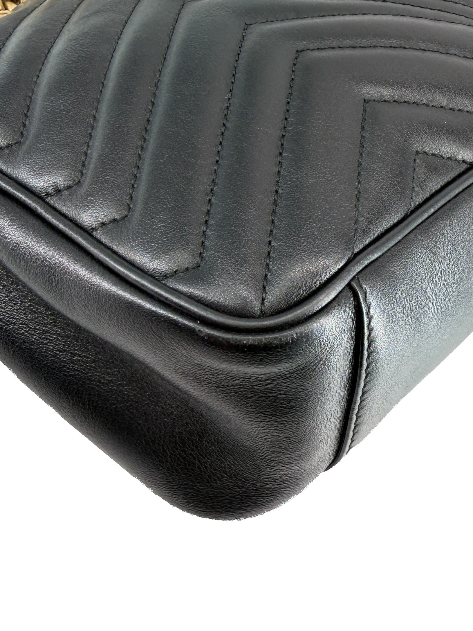 Gucci black quilted small Marmont flap shoulder bag 443497