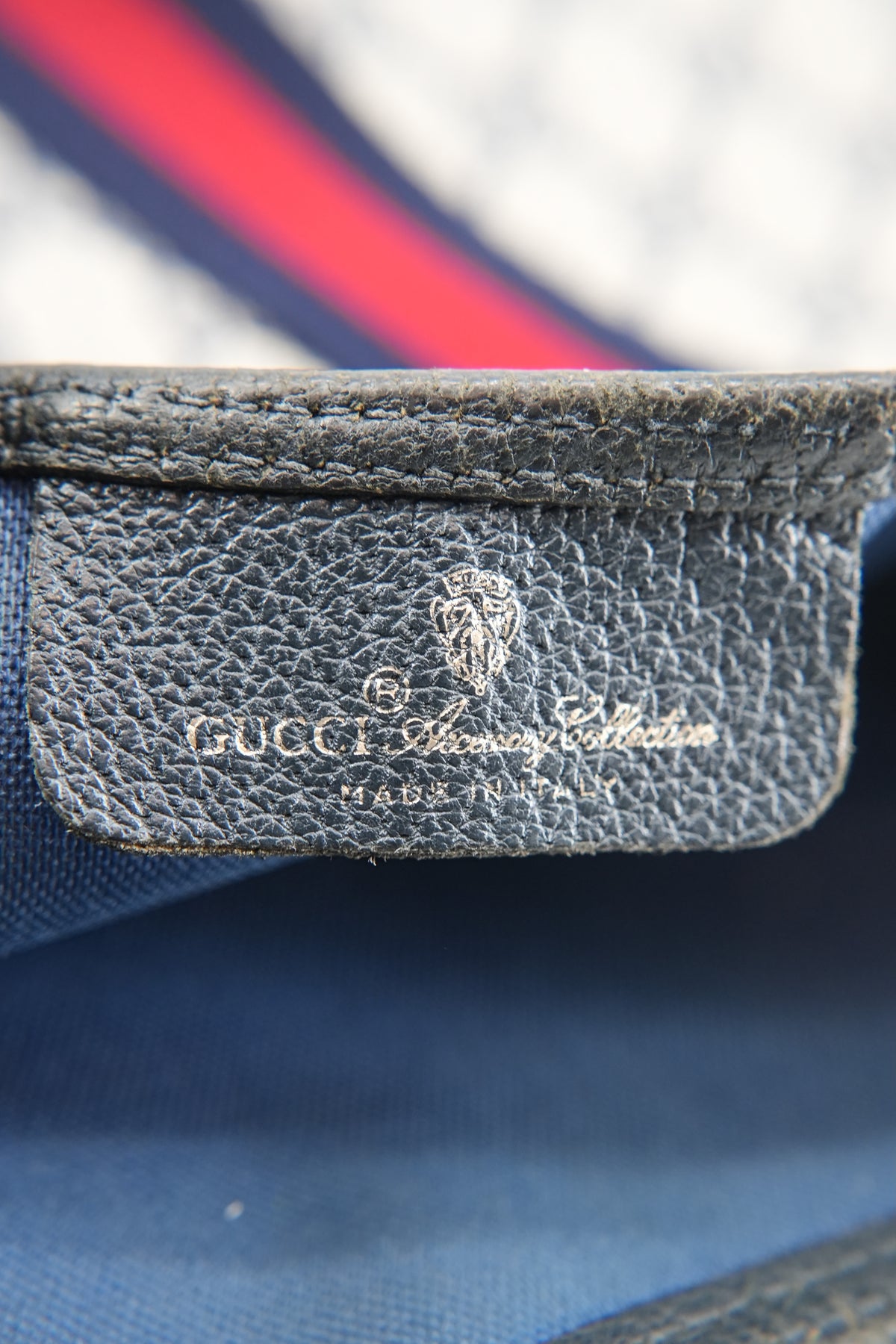 Gucci navy monogram vintage GG tote 89.02.003