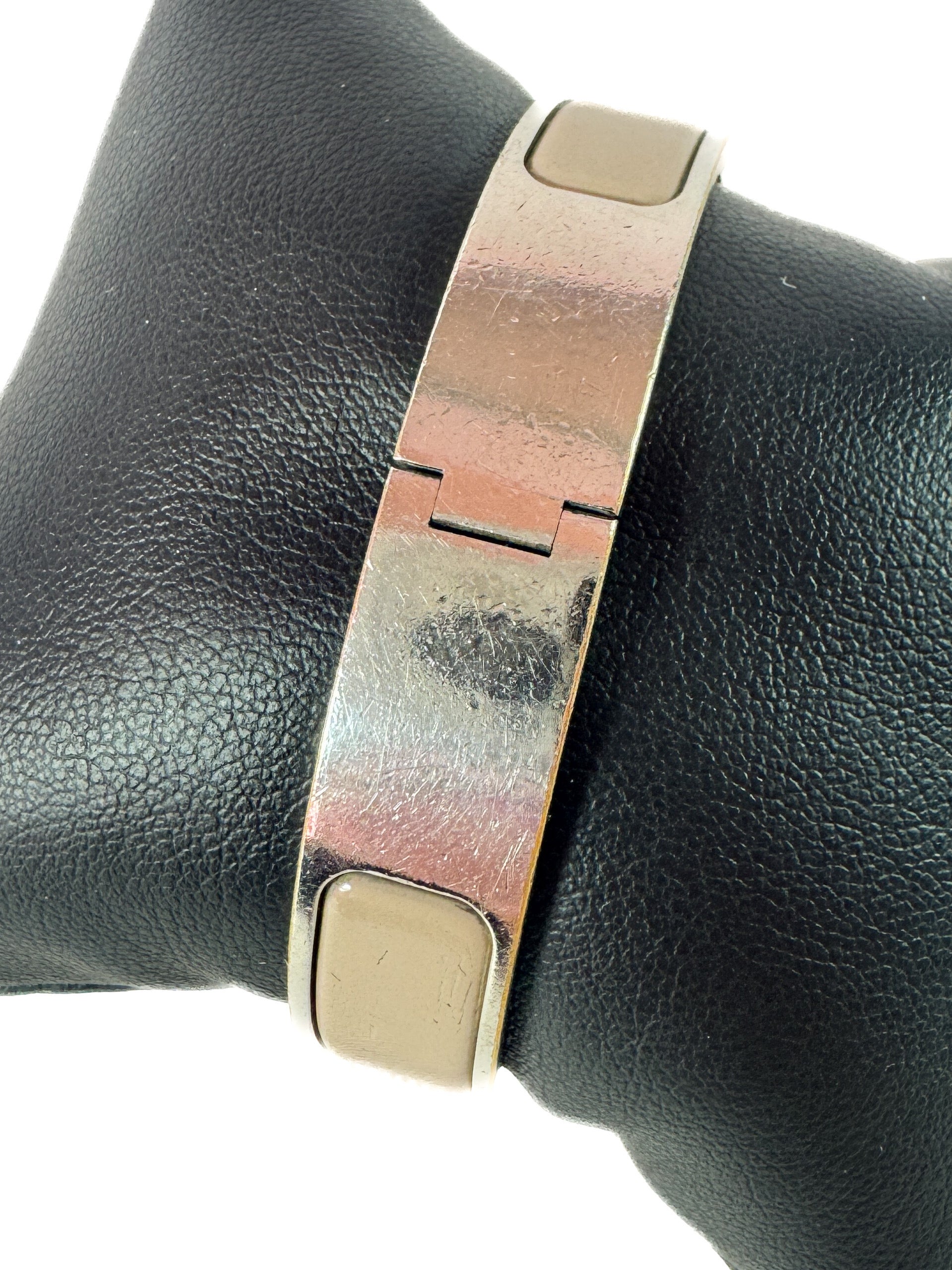 Hermès beige/silver Clic H bangle PM J