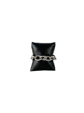 David Yurman sterling silver 17mm oval link bracelet