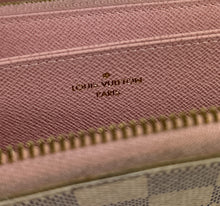 Louis Vuitton damier azur rose ballerina zippy wallet SD4240