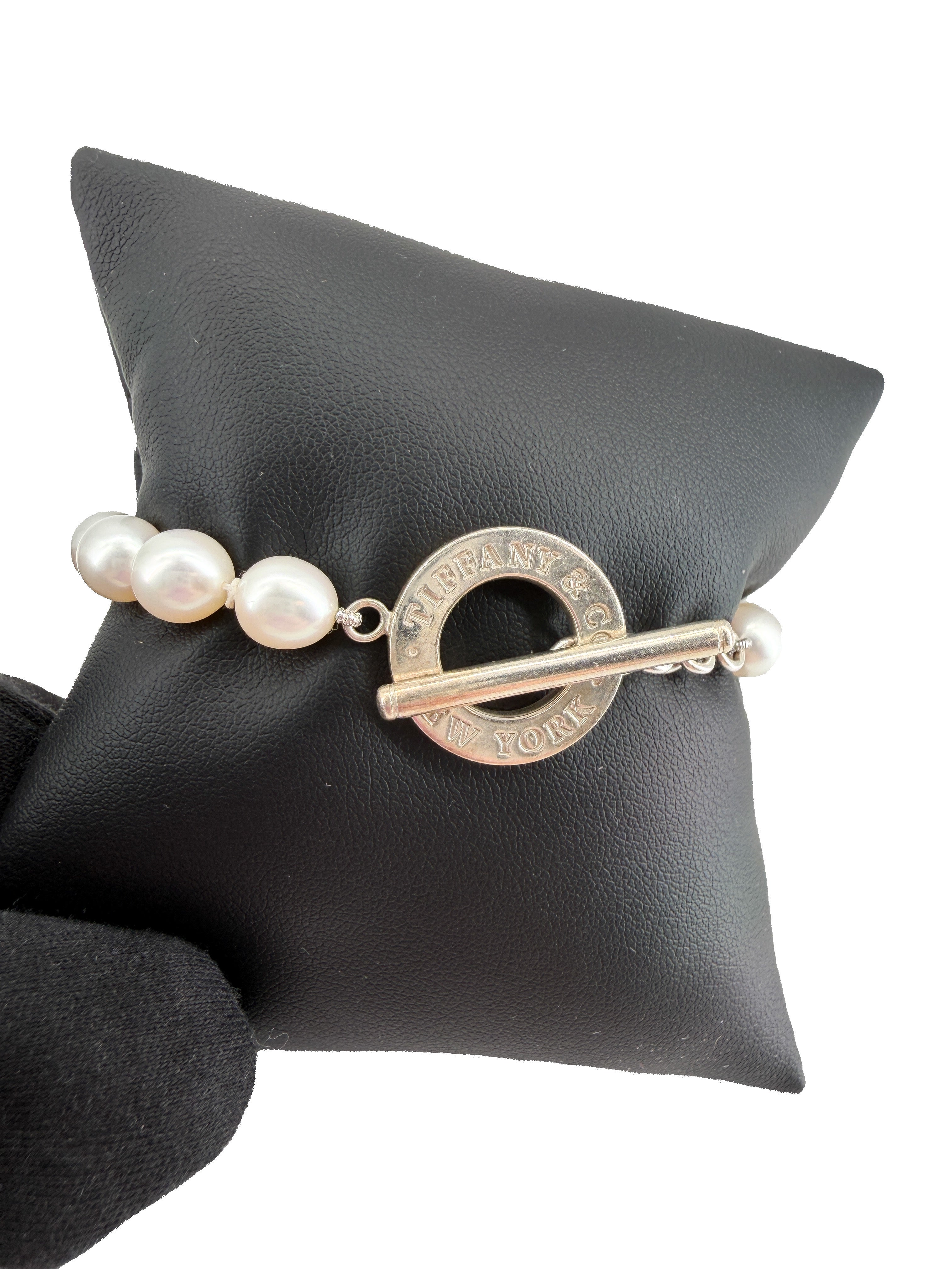 Tiffany & Co pearl strand toggle bracelet