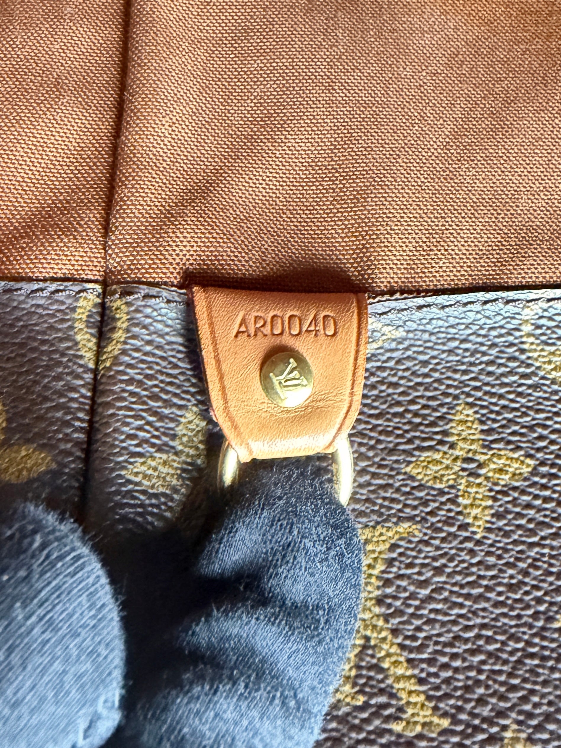 Louis Vuitton monogram Cabas Alto AR0040