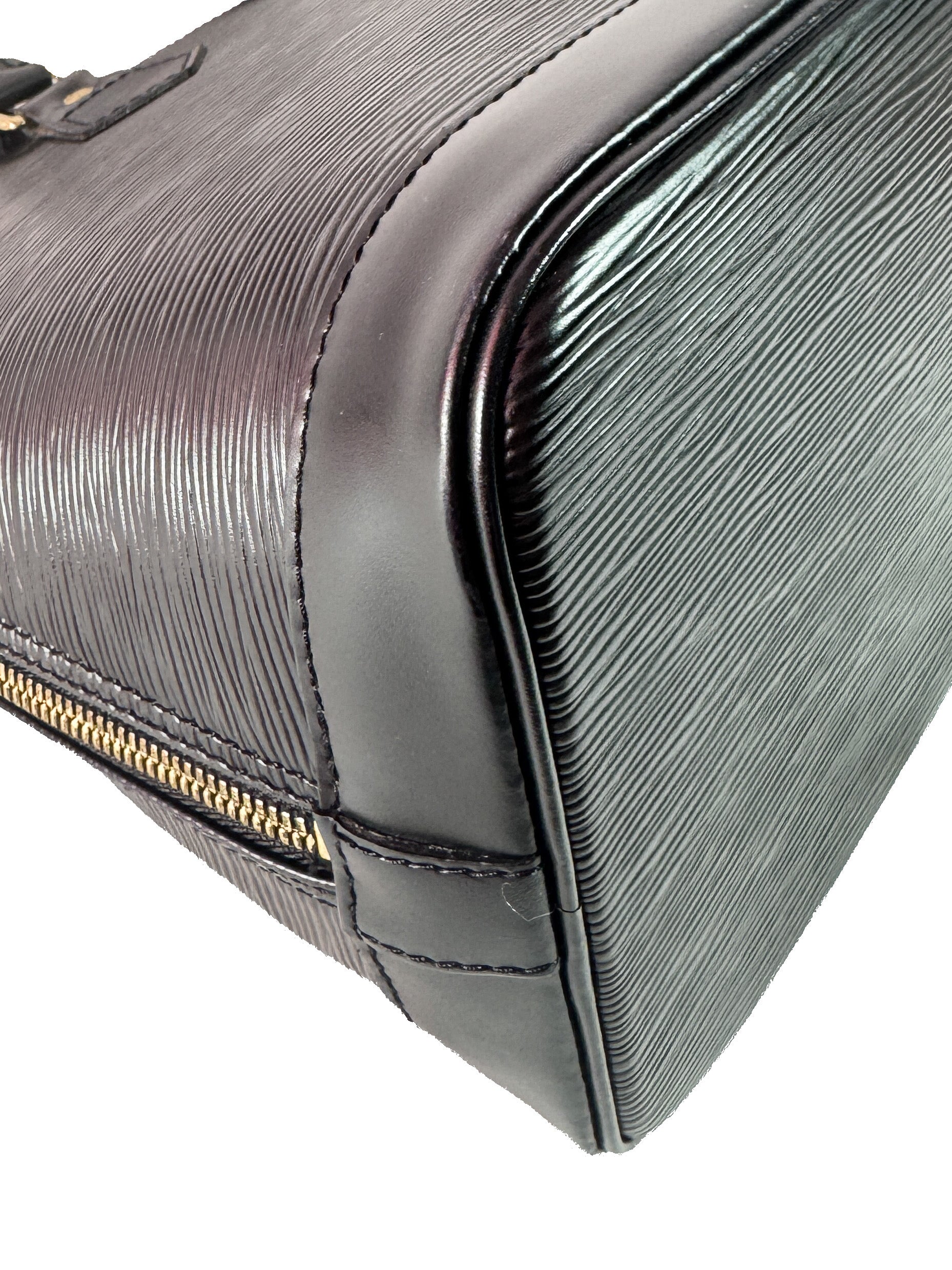 Louis Vuitton black epi Alma AR0937