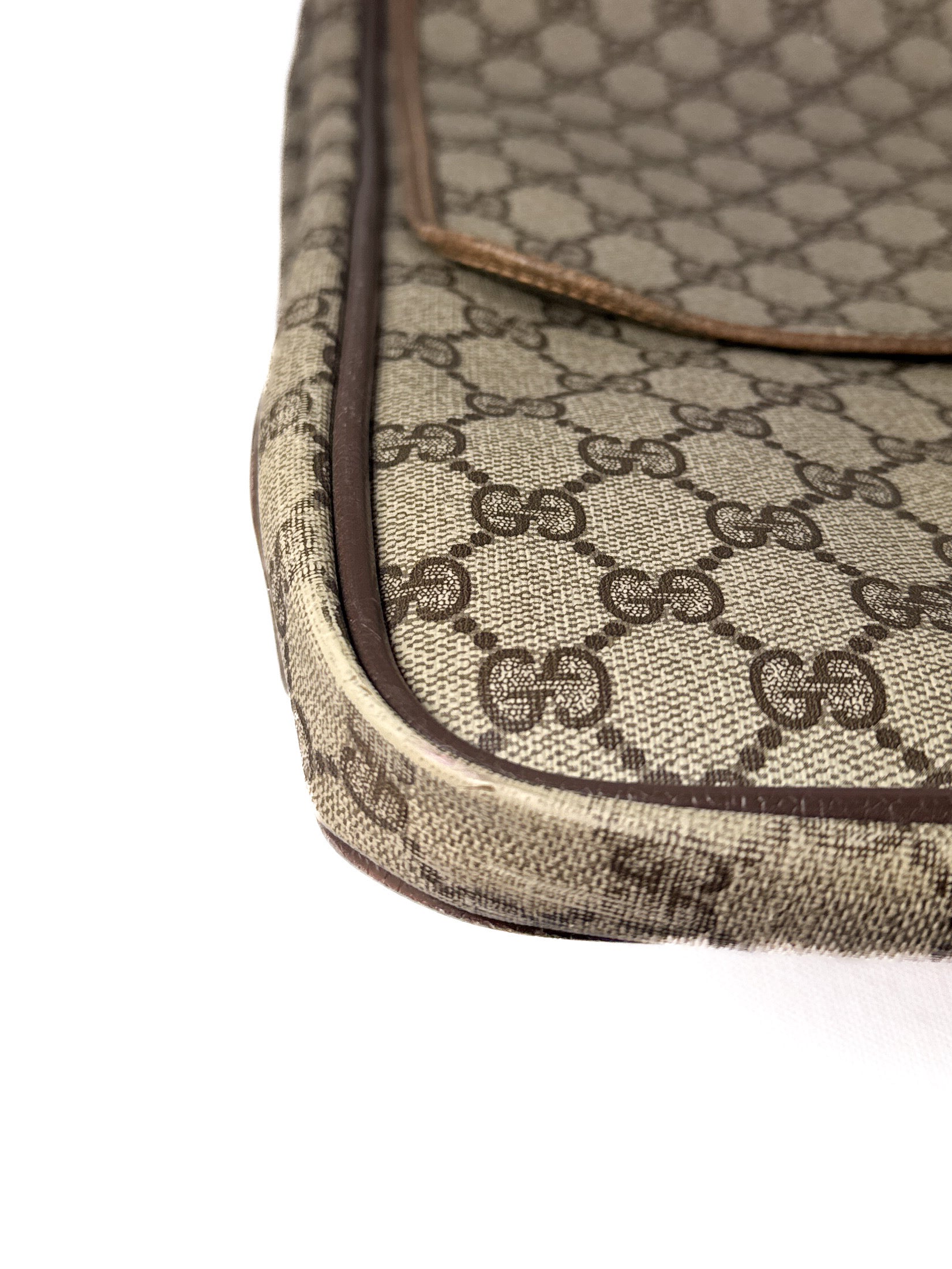 Gucci GG Supreme 1980s garment bag 24-011-594 **as is**