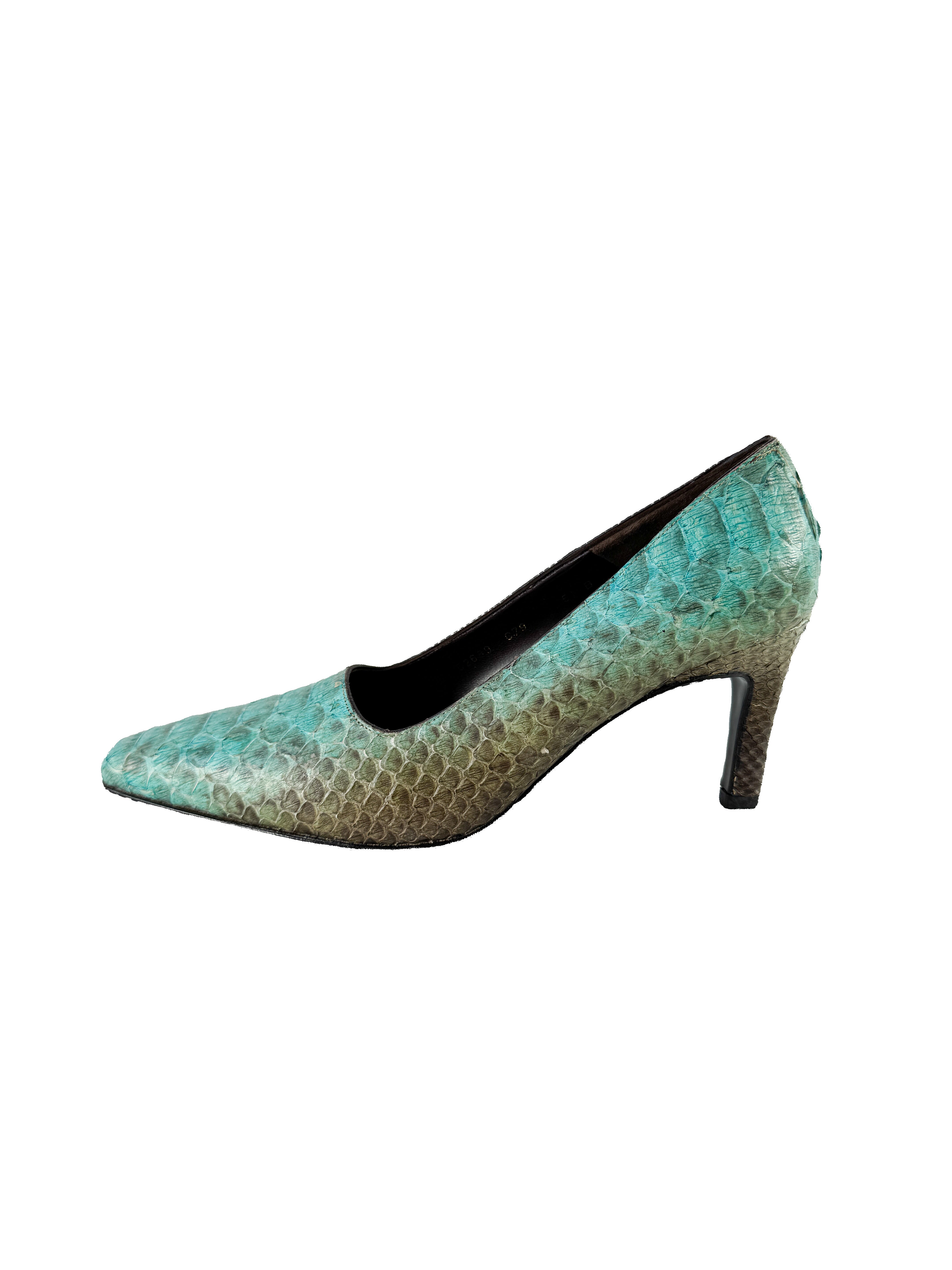 Salvatore Ferragamo green/blue python pumps size 5.5