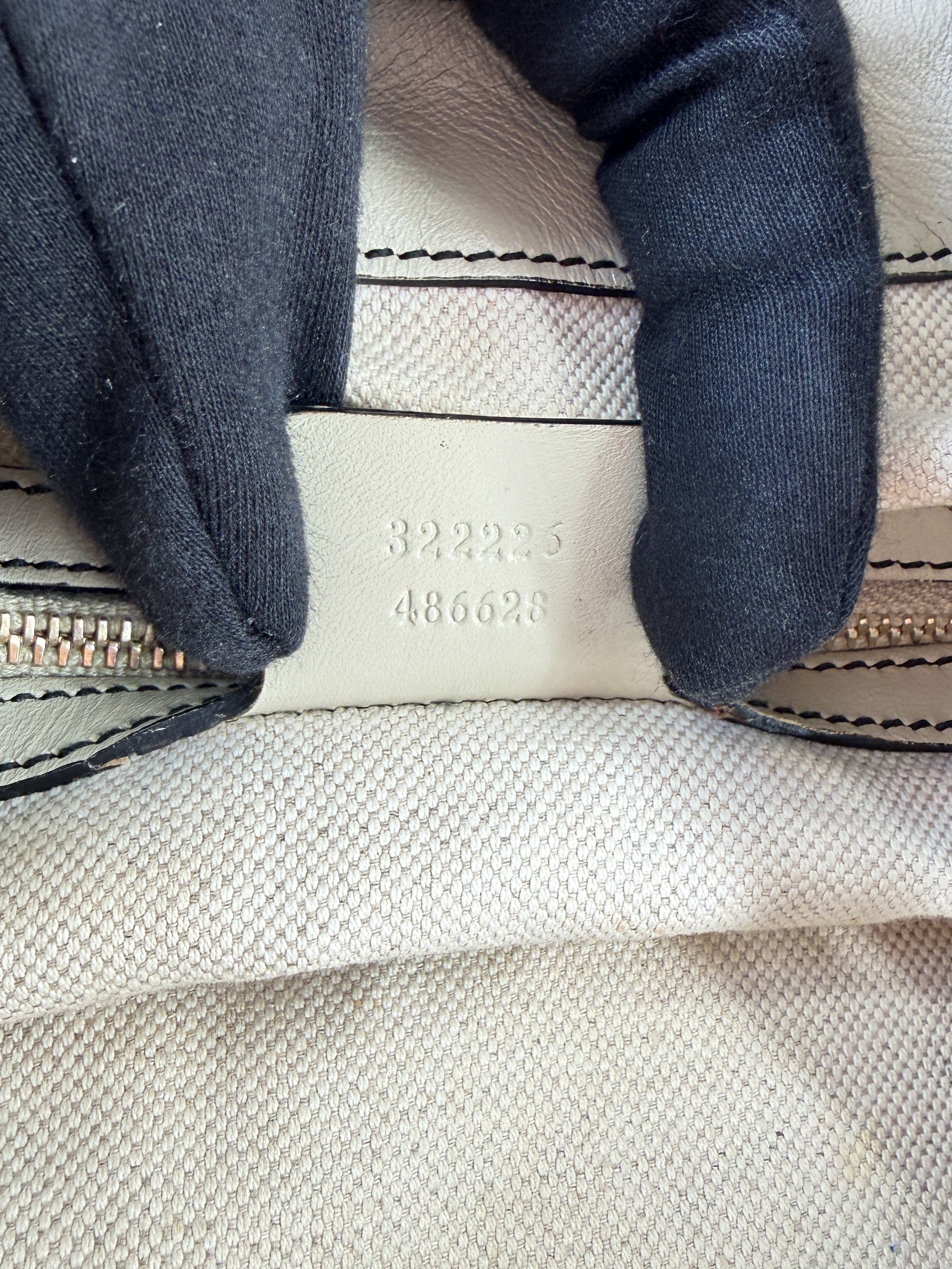 Gucci medium Emily GG hobo bag 322226 486623