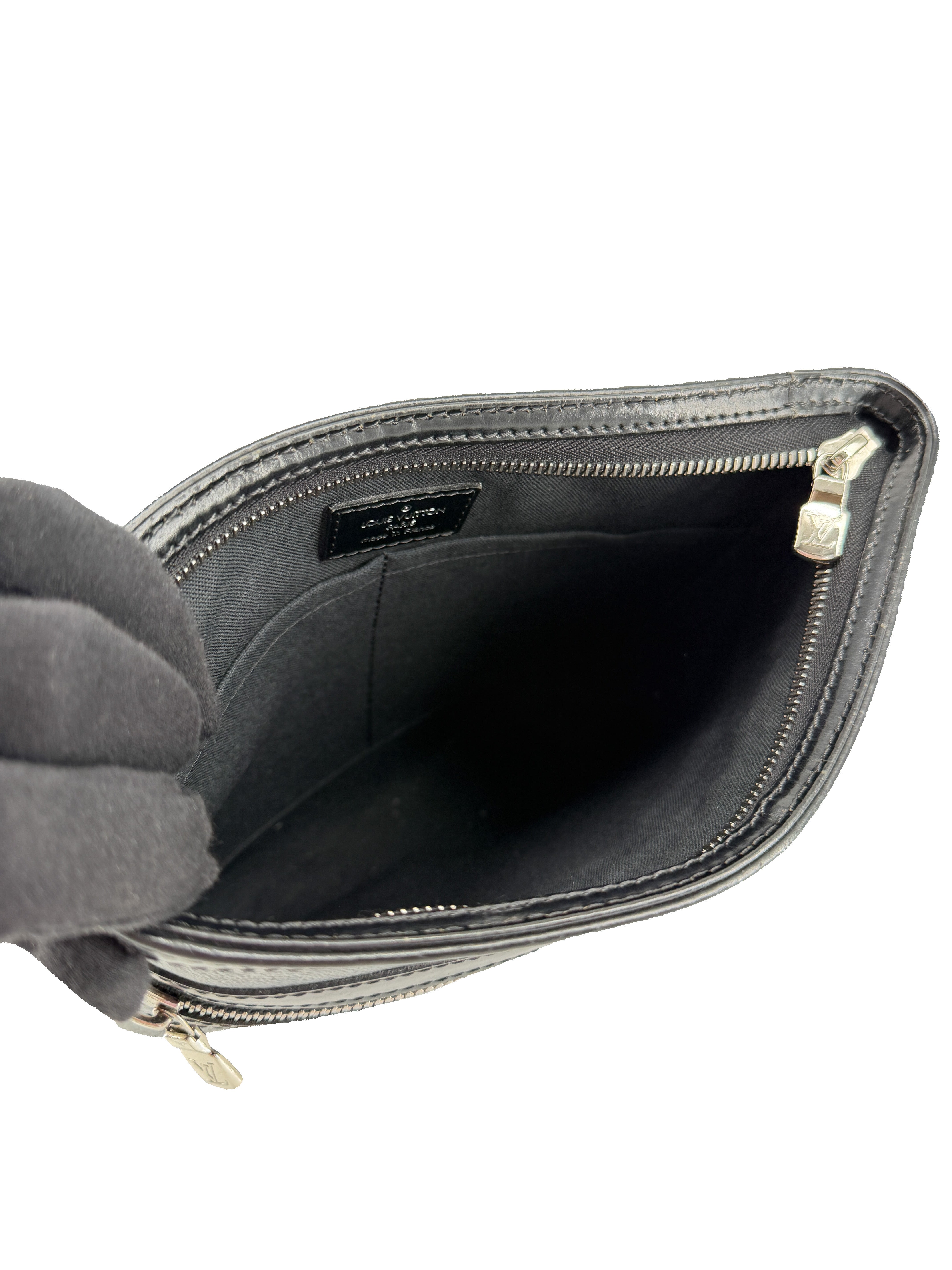 Louis Vuitton damier graphite Thomas crossbody VI2079