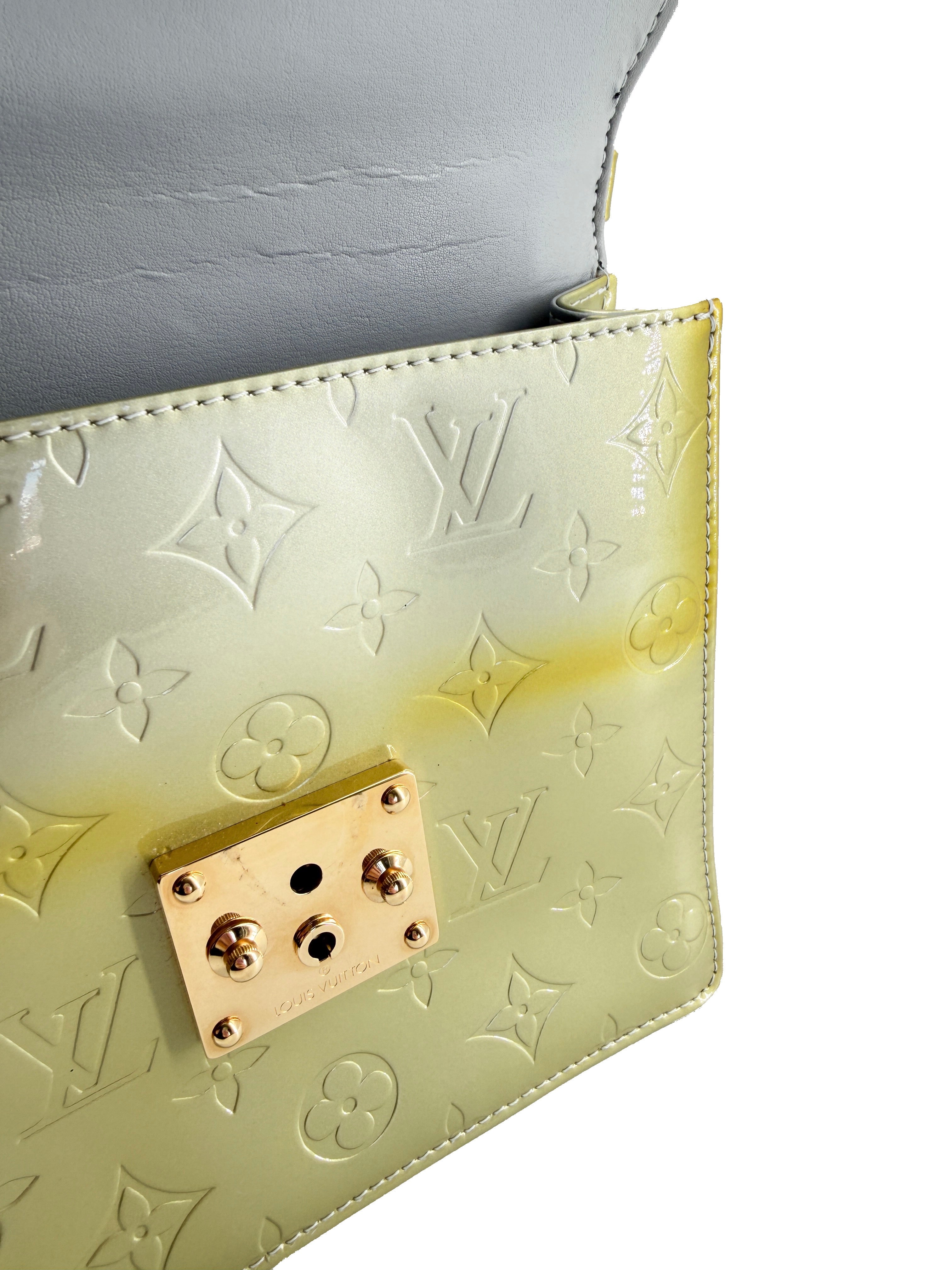 Louis Vuitton green vernis monogram Spring Street VI0021