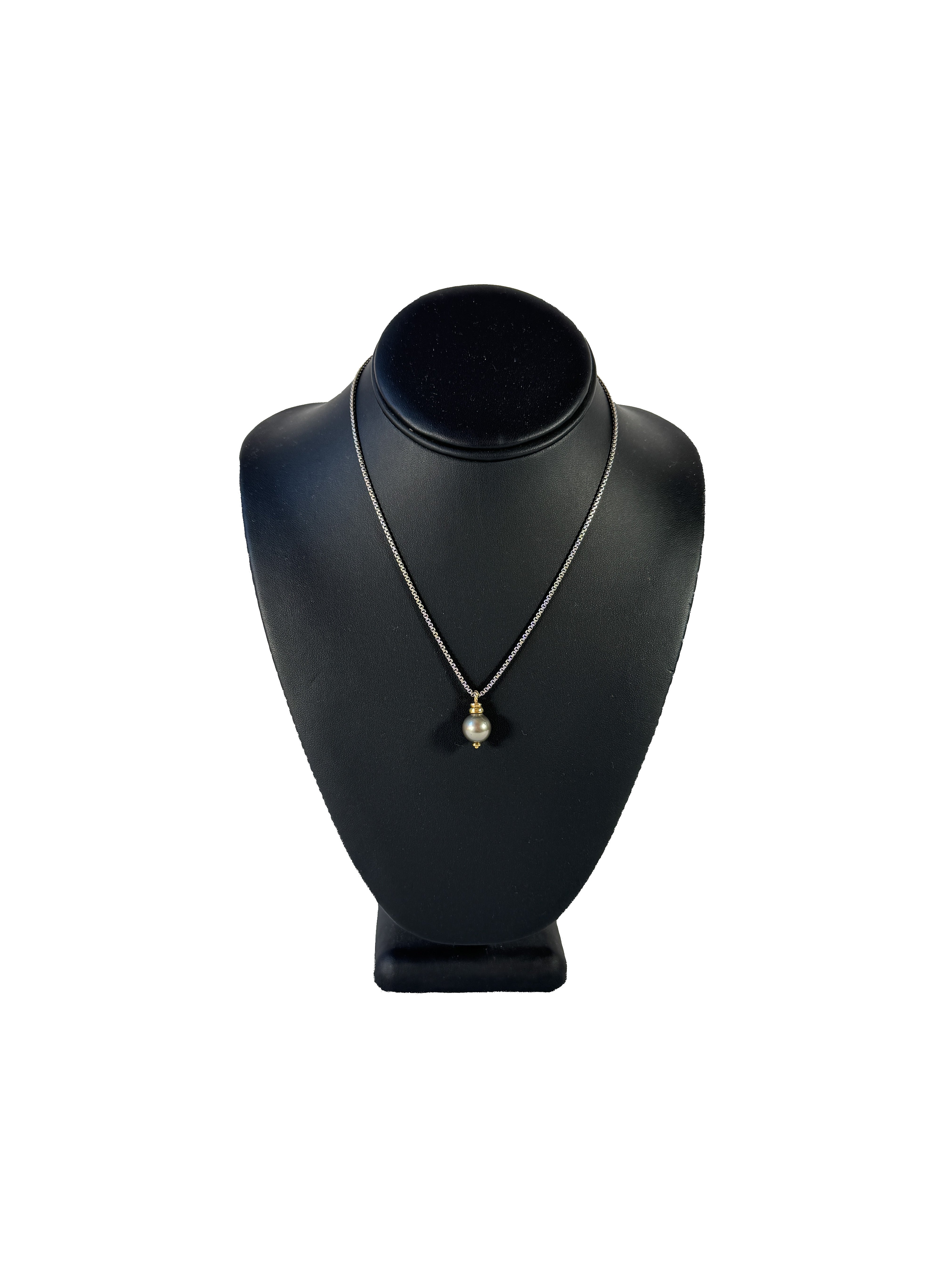 David Yurman gray pearl necklace