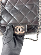 Chanel black CC delivery flap 20259700