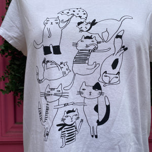Ann Taylor LOFT black white cat tee size S