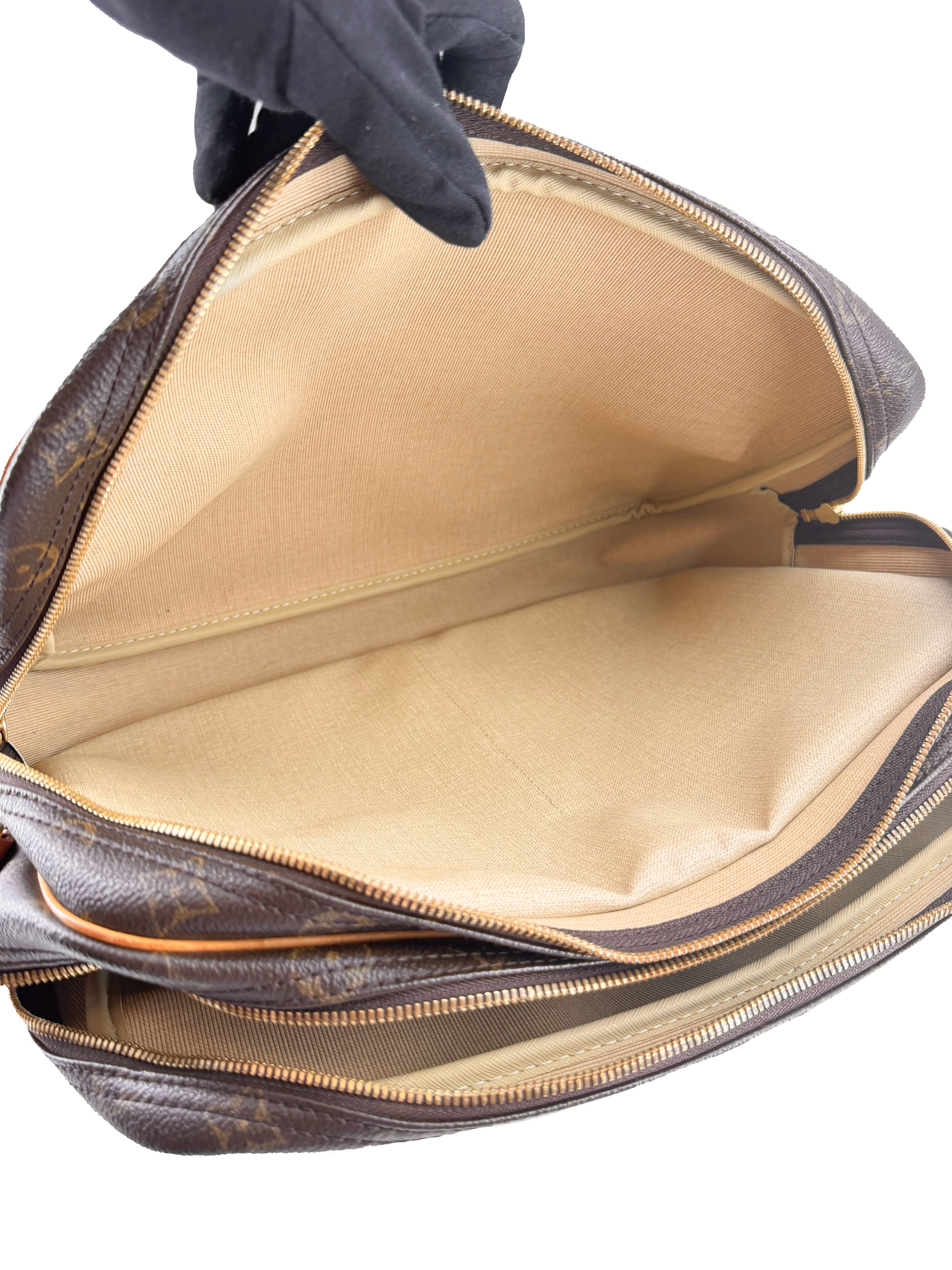 Louis Vuitton monogram Reporter GM SP0011