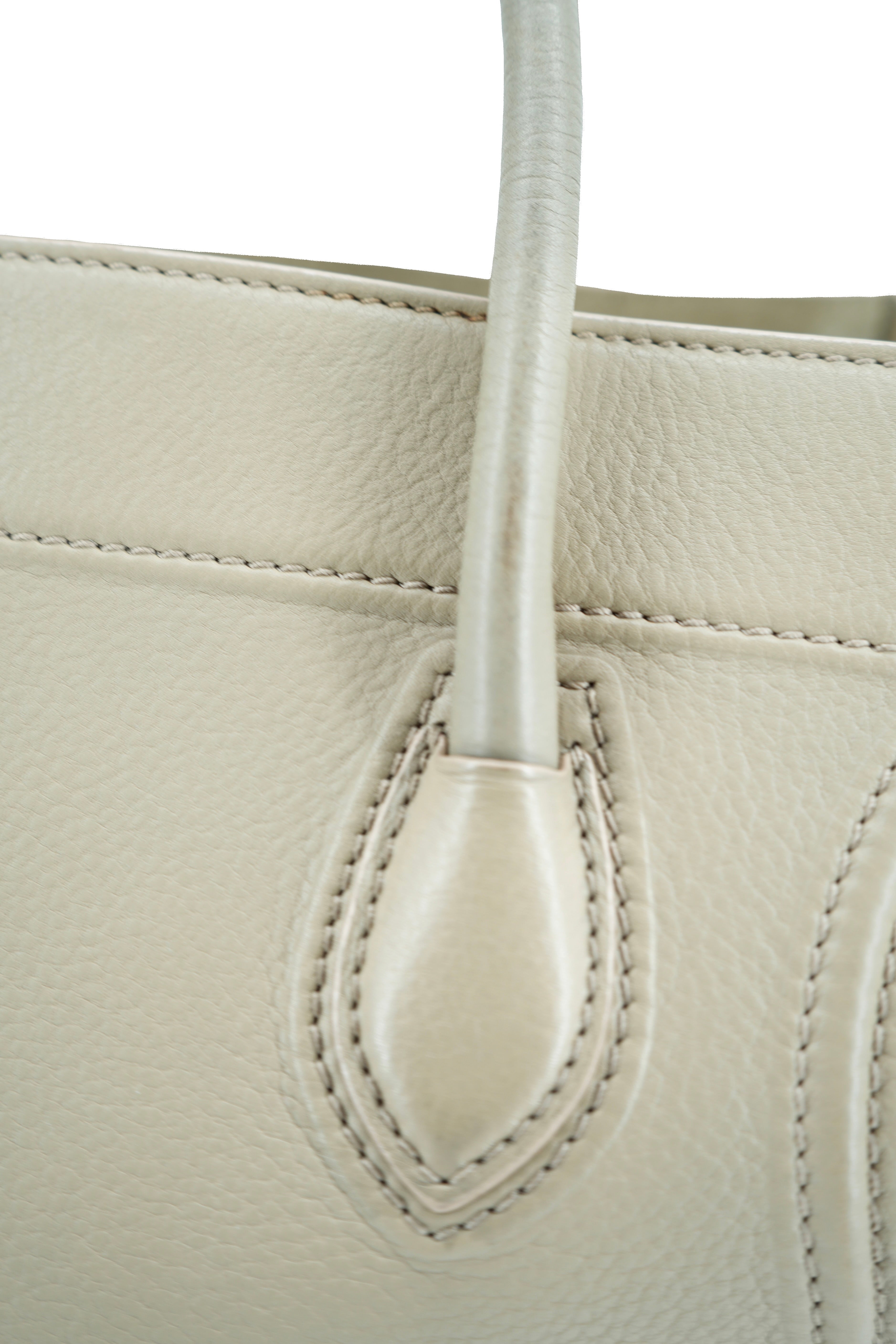 Celine beige leather Phantom bag S-GU-0122
