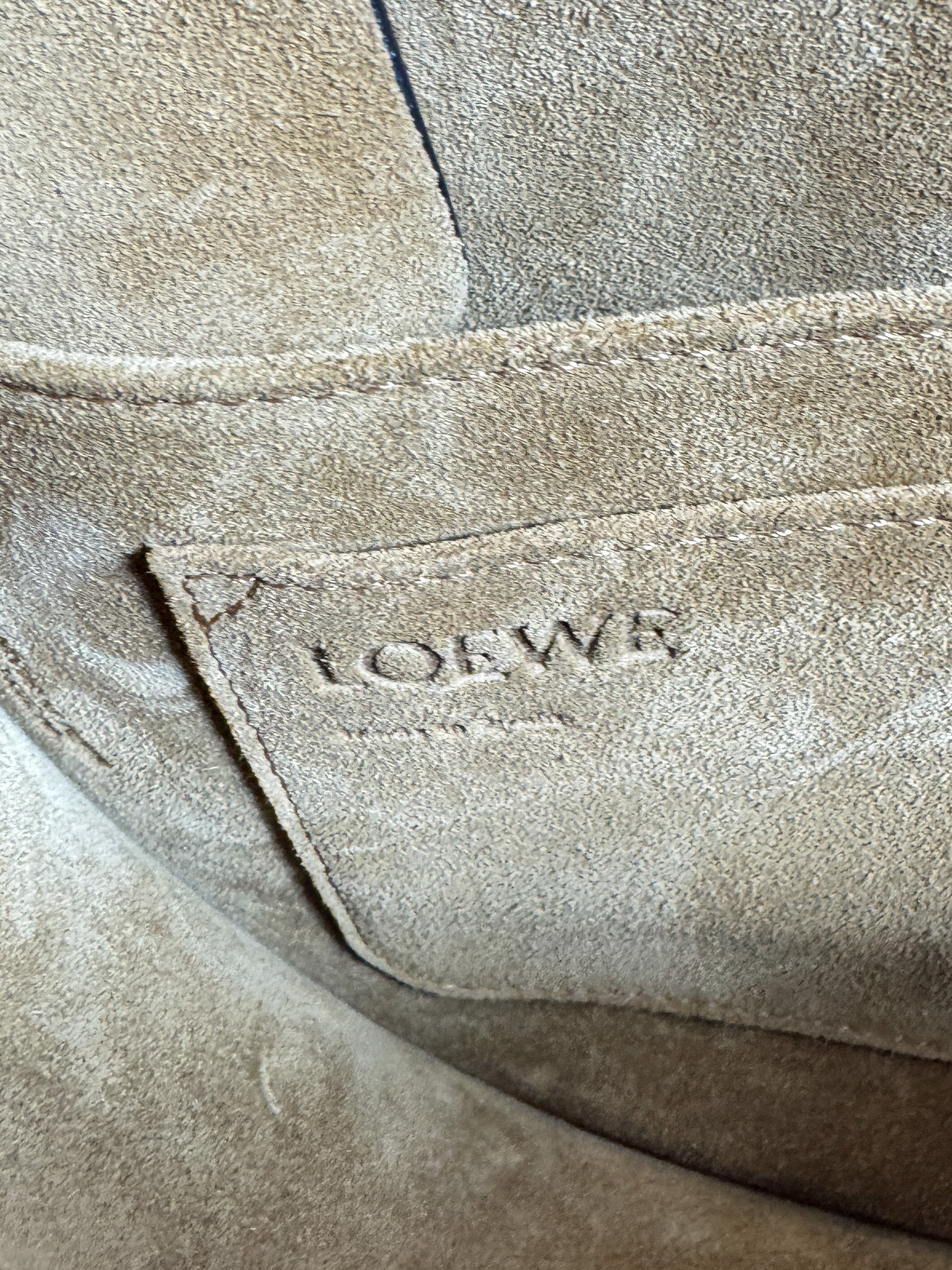 Loewe small gate dual leather crossbody 06 2L 5L