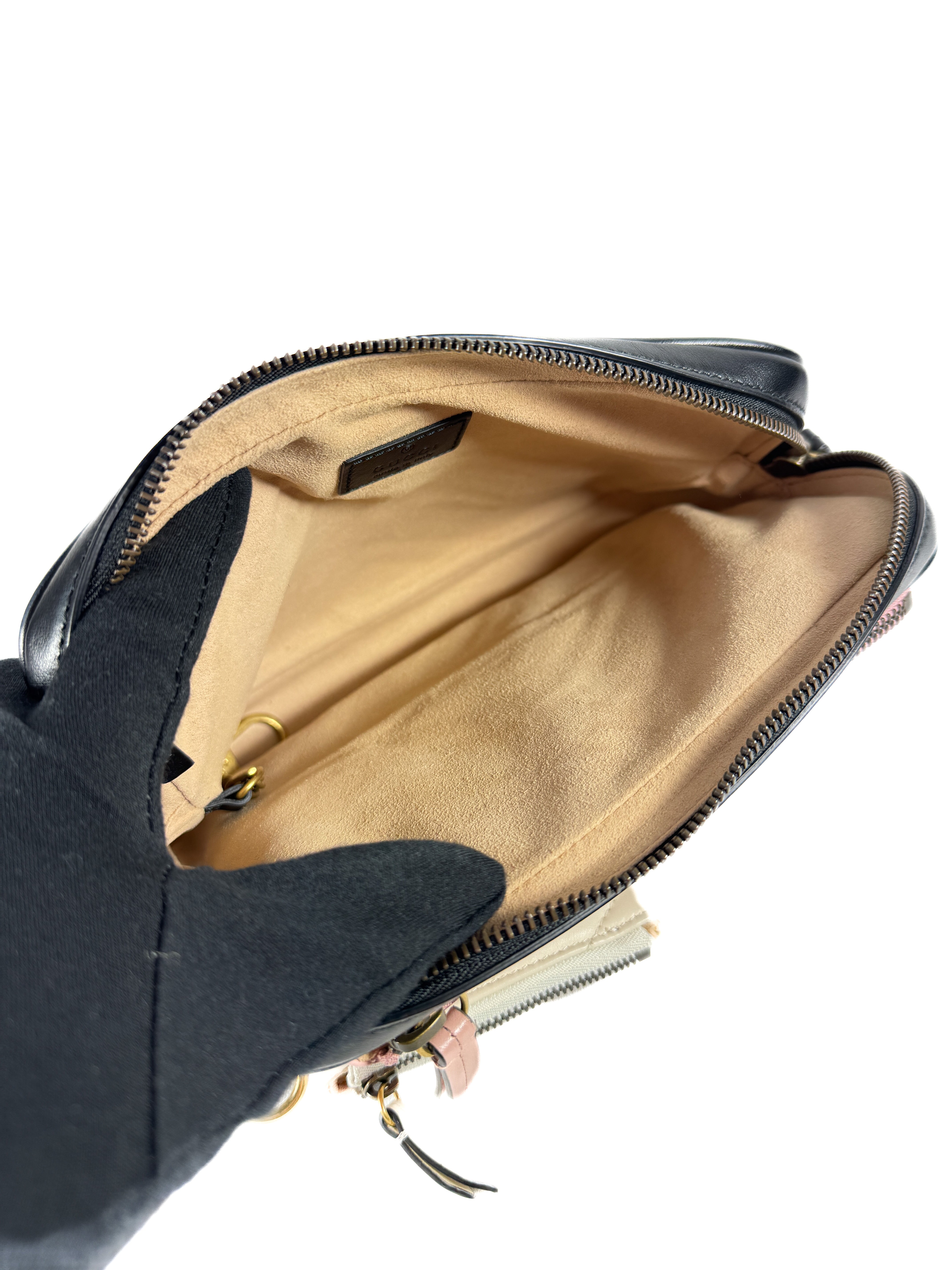 Gucci GG Marmont Multi-Use Bag Matelasse Leather  4061