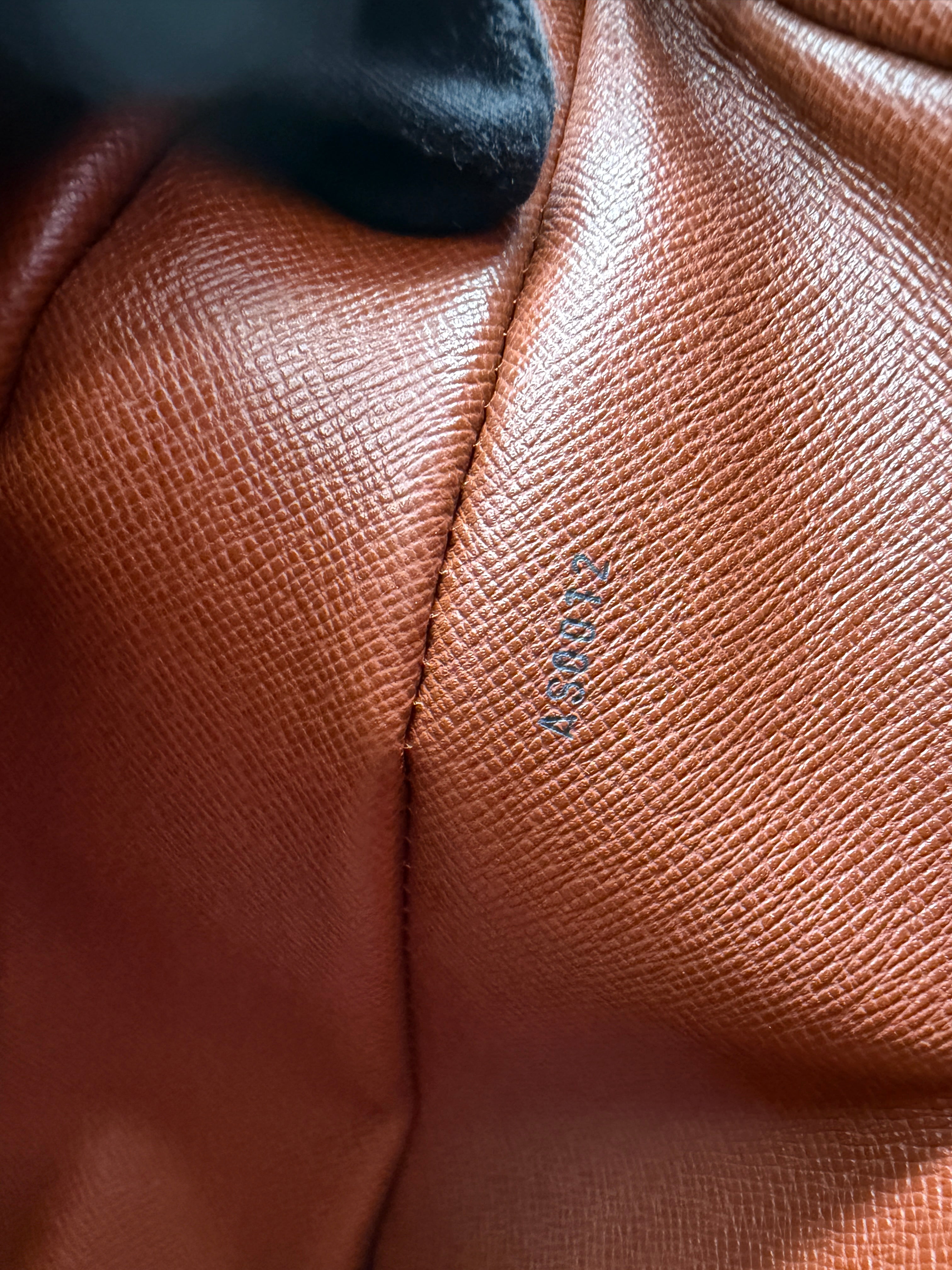 Louis Vuitton monogram Boulogne AS0012
