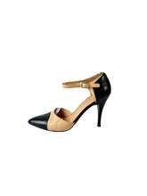Chanel beige/black CC leather pumps size 38 (8)  D G29184