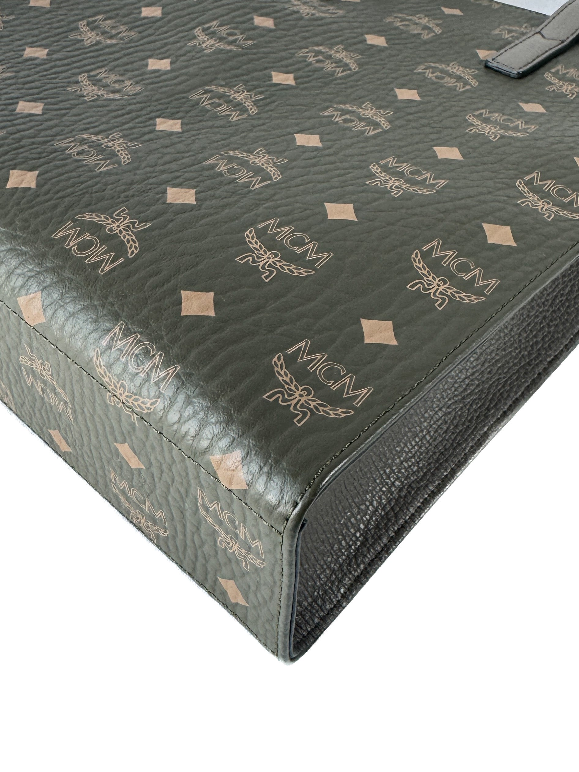 MCM olive small Visetos Aren tote NWT 10752204