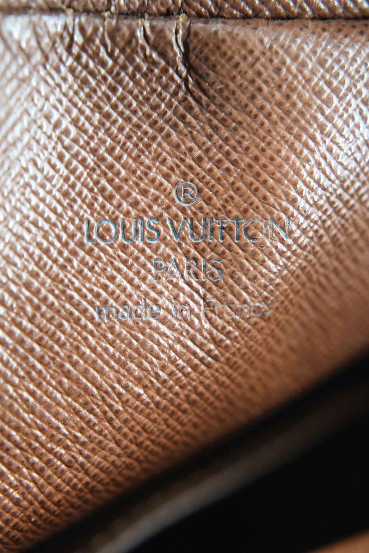 Louis Vuitton brown monogam Amazon TH0044