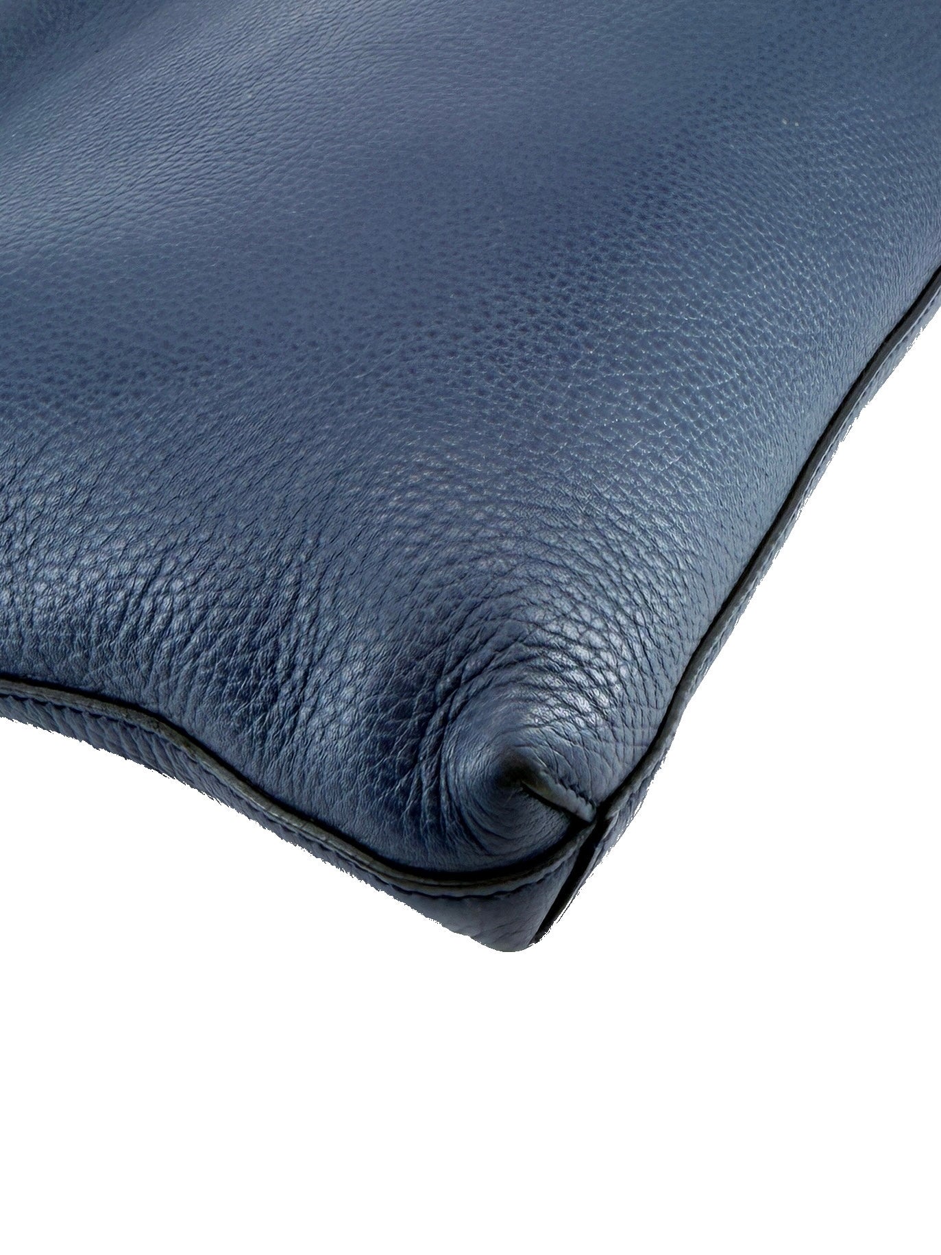 Gucci navy leather oversized wristlet 387075 486628