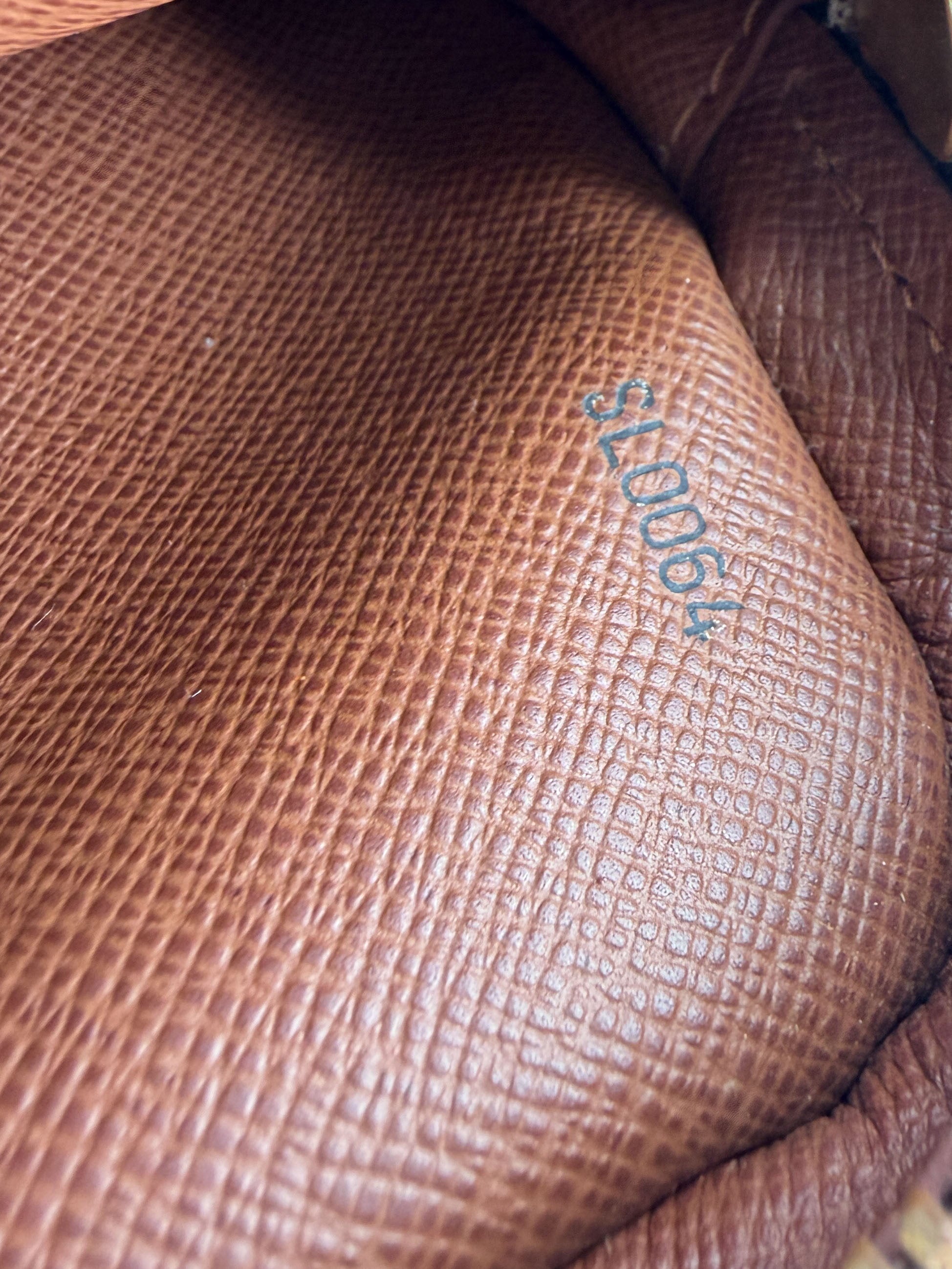 Louis Vuitton monogram Danube SL0064