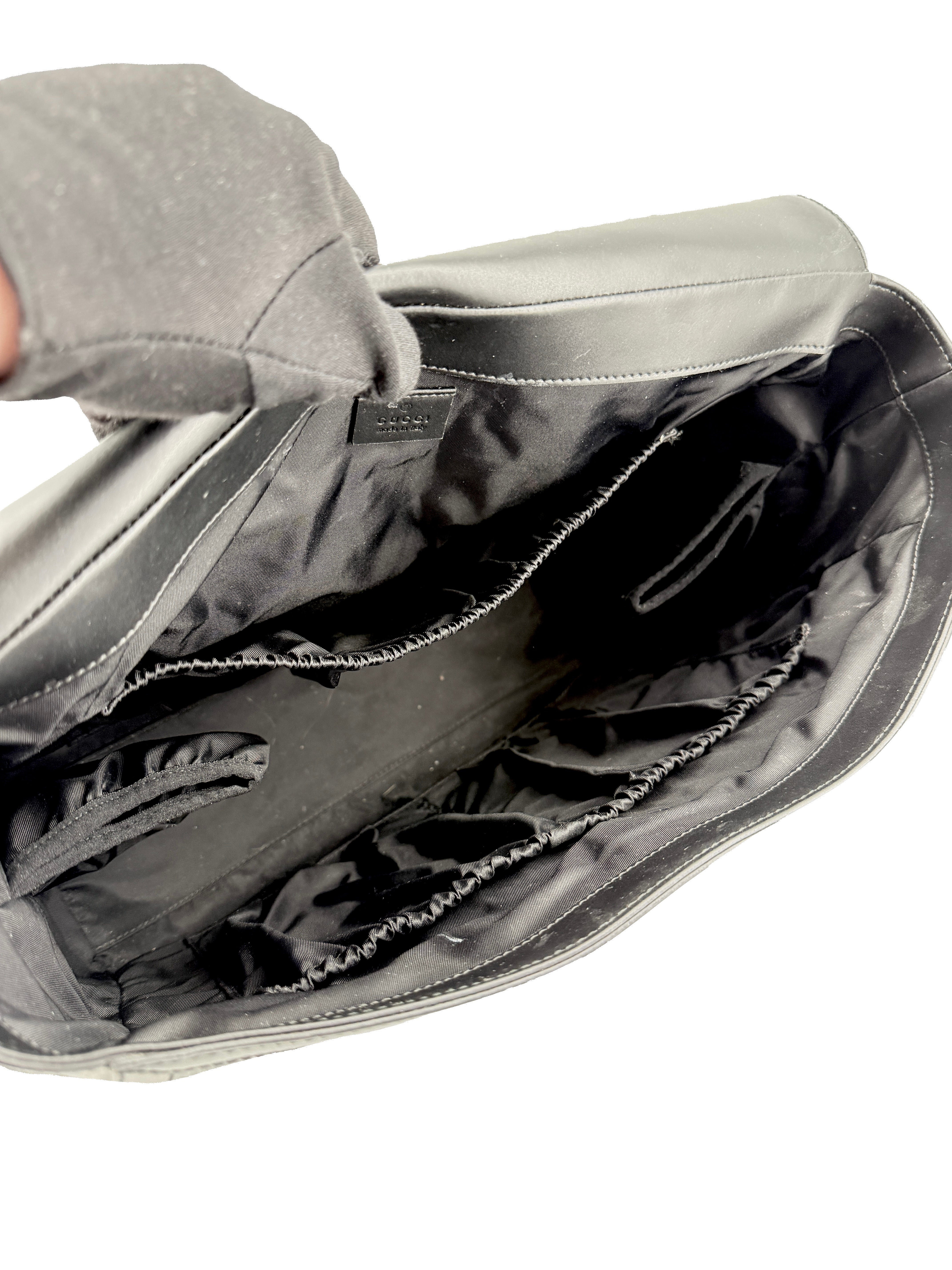 Gucci black GG Supreme messenger diaper bag 495909 525040